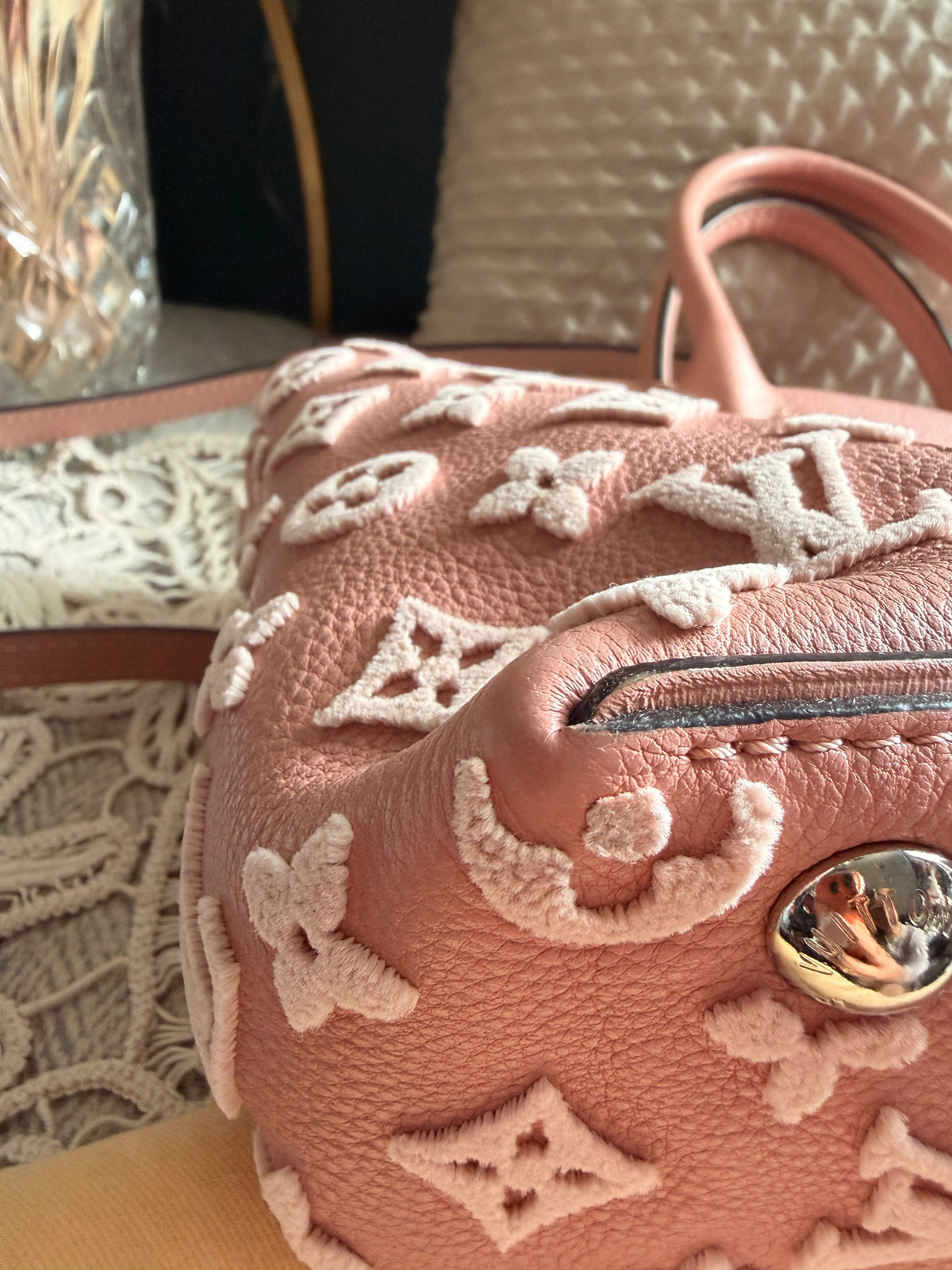 Louis Vuitton W Tote BB