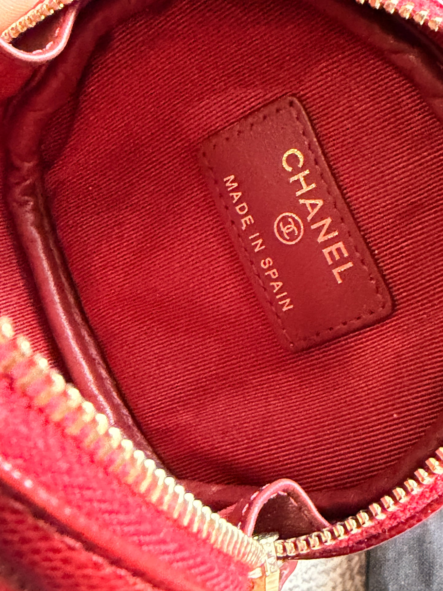 Chanel CHANEL 19B BURGUNDY CAVIAR ROUND POUCH/ COIN PURSE