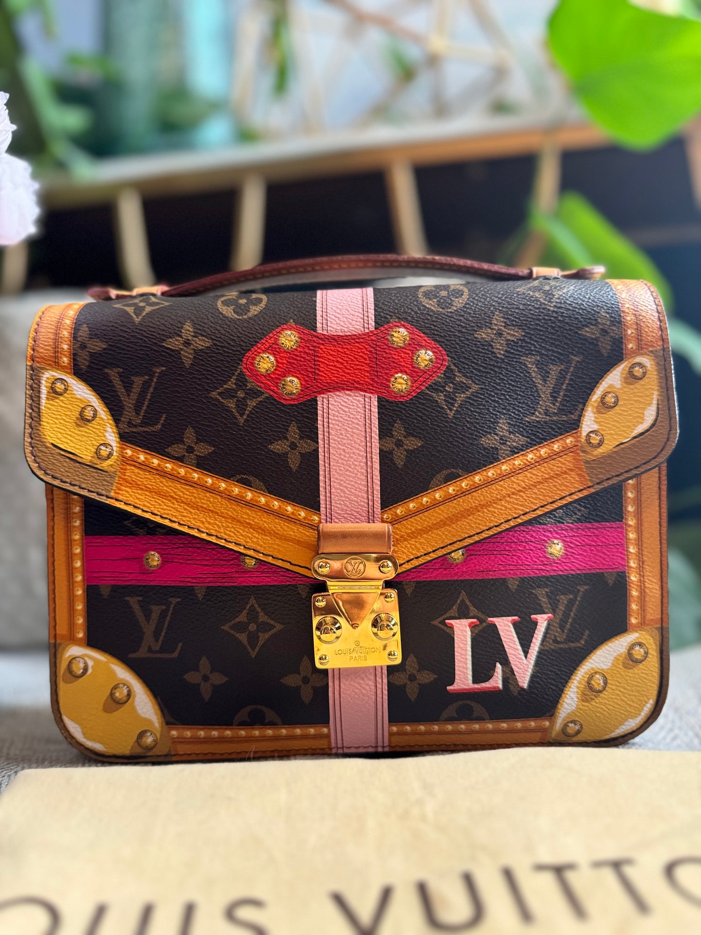 Louis Vuitton Summer Trunks Pochette Metis