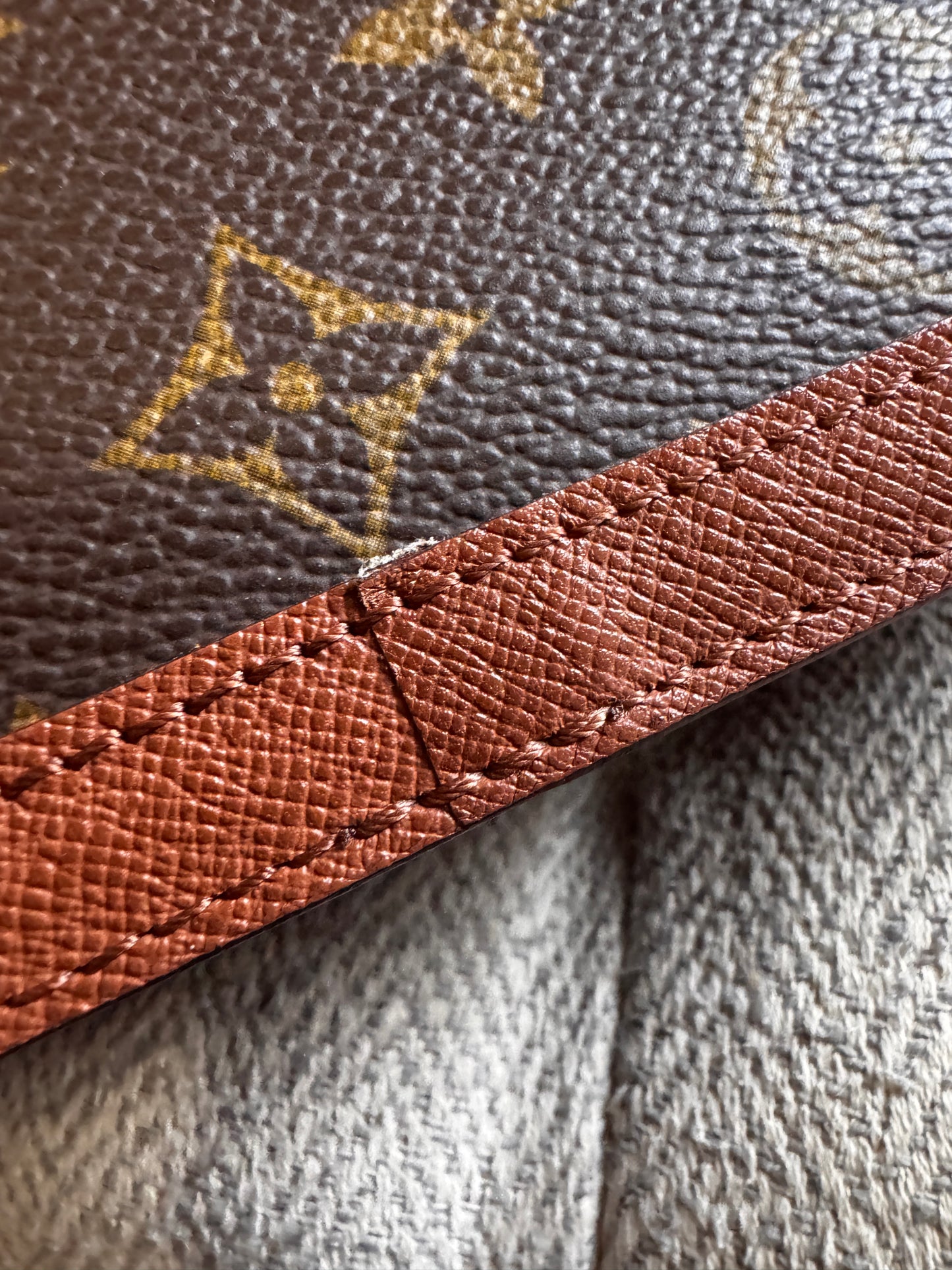 Louis Vuitton Vintage Raspail