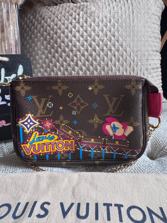 Louis Vuitton Animation Series Mini Pochette
