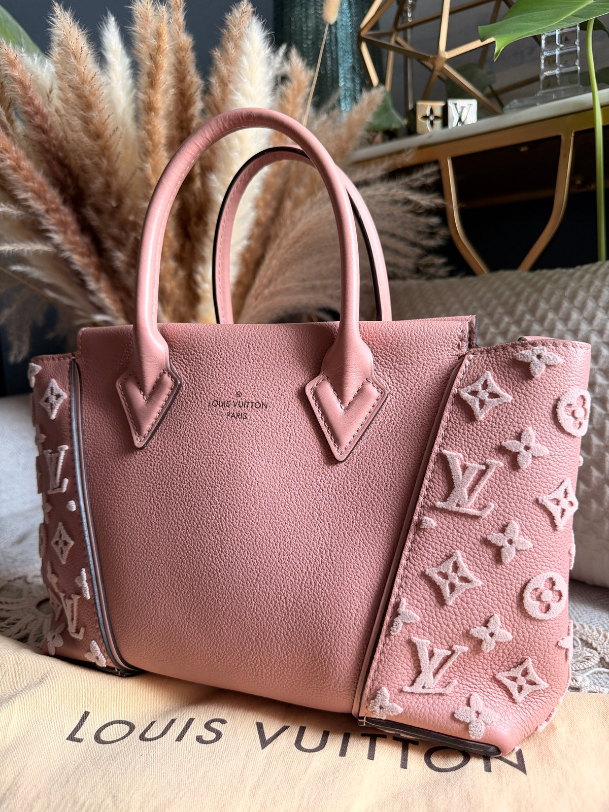 Louis Vuitton W Tote BB