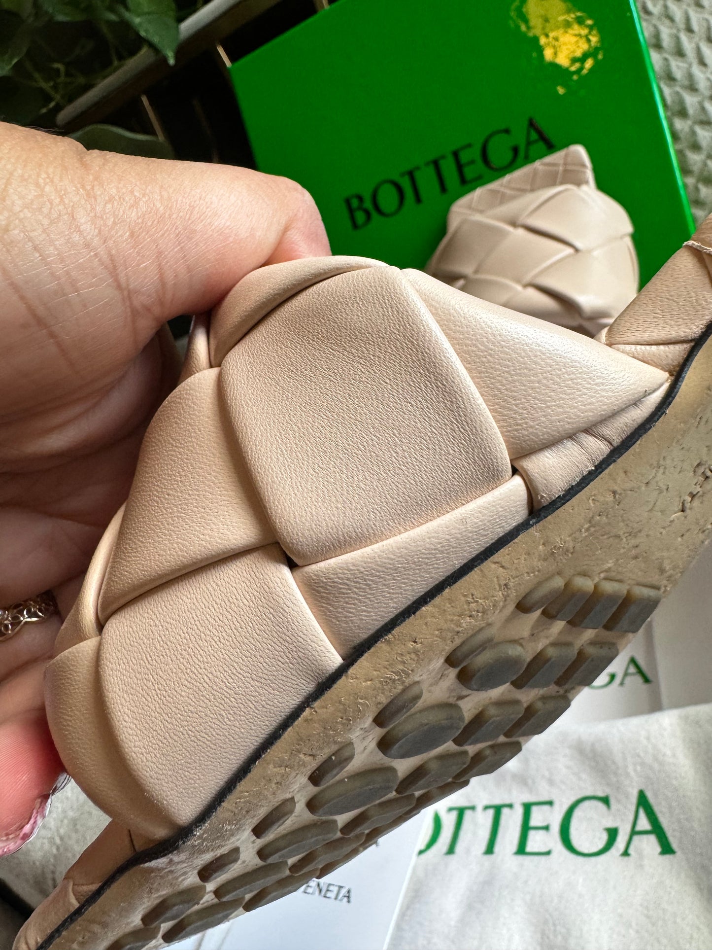 Bottega Veneta Lido Flat Sandals