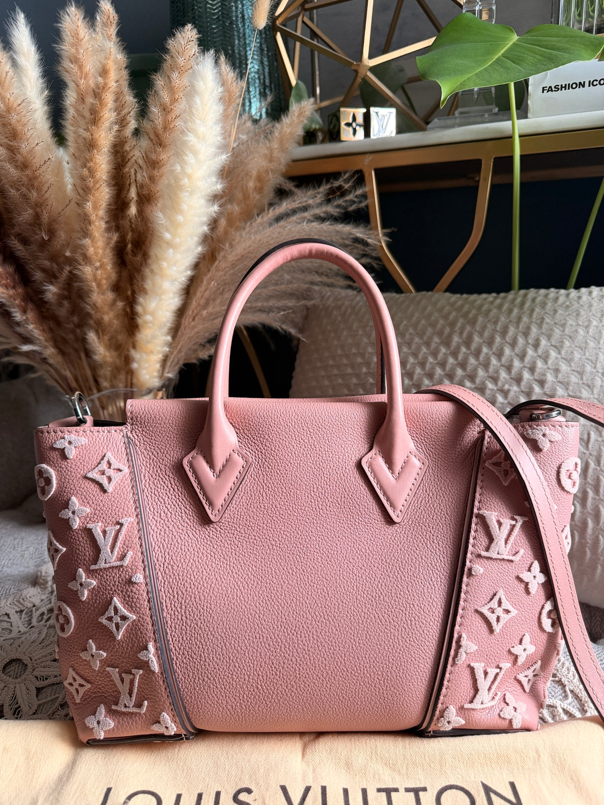Louis Vuitton W Tote BB