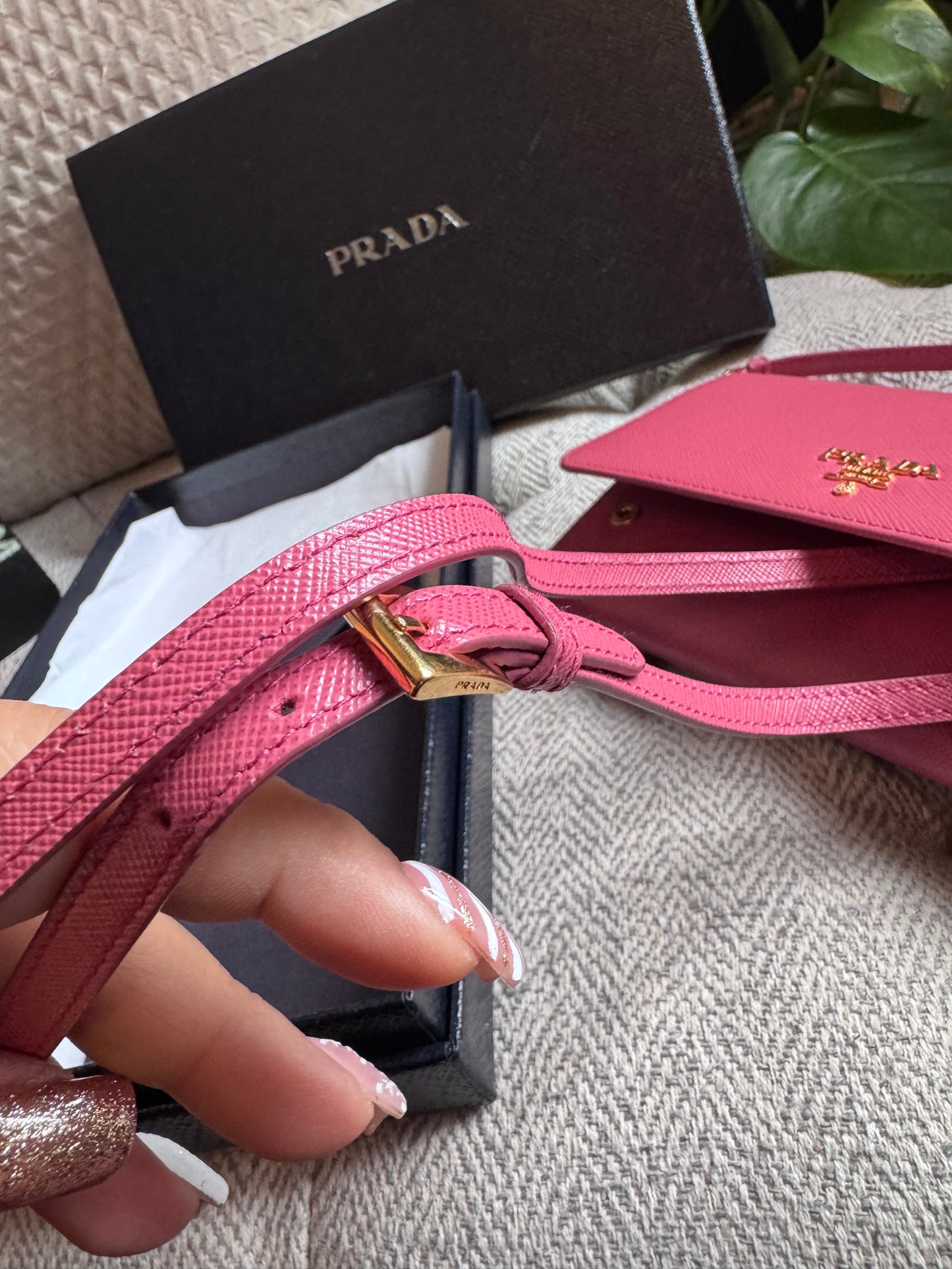 Prada Saffiano Metal Wallet /Crossbody