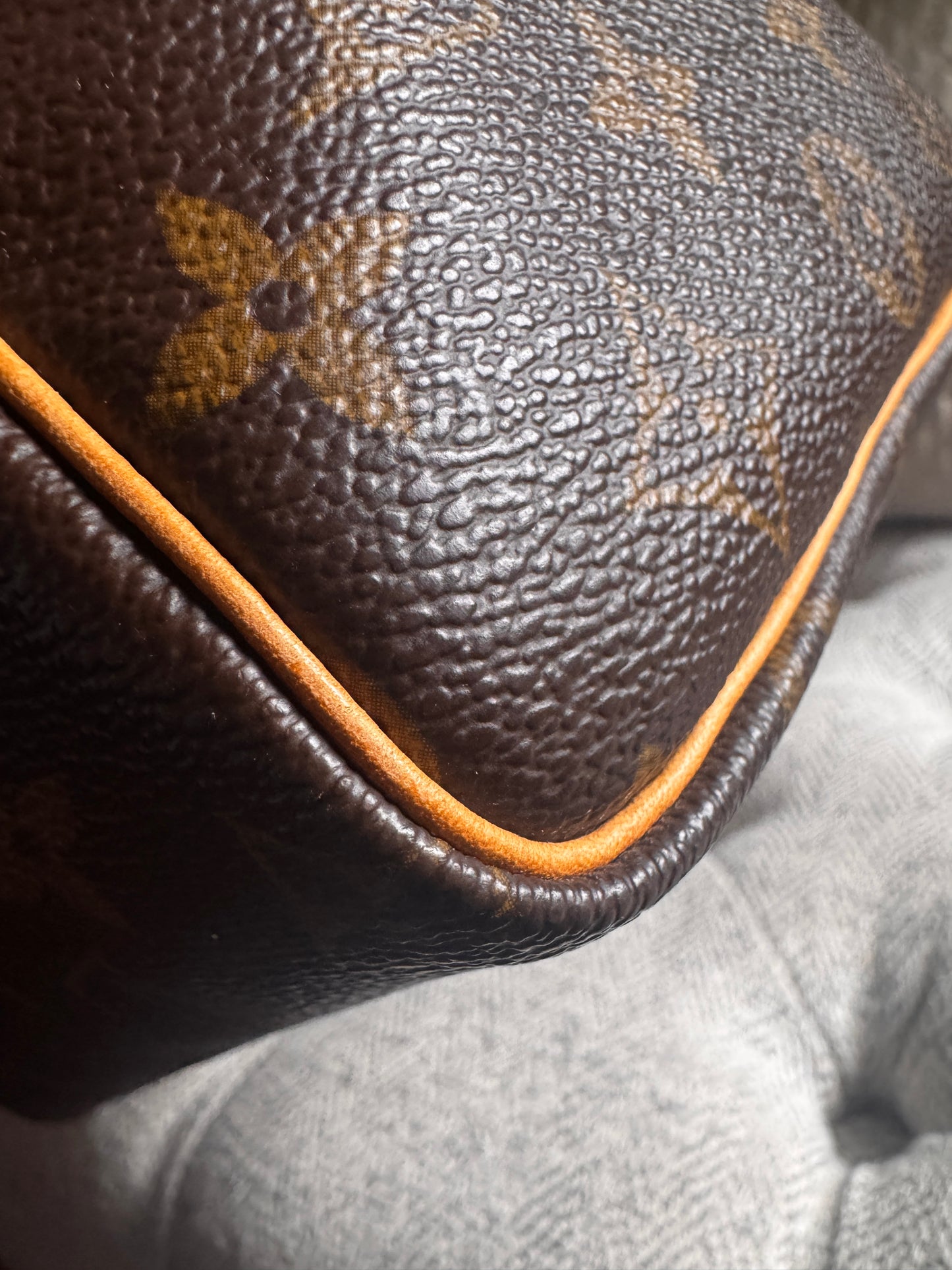 Louis Vuitton Vintage Speedy 25