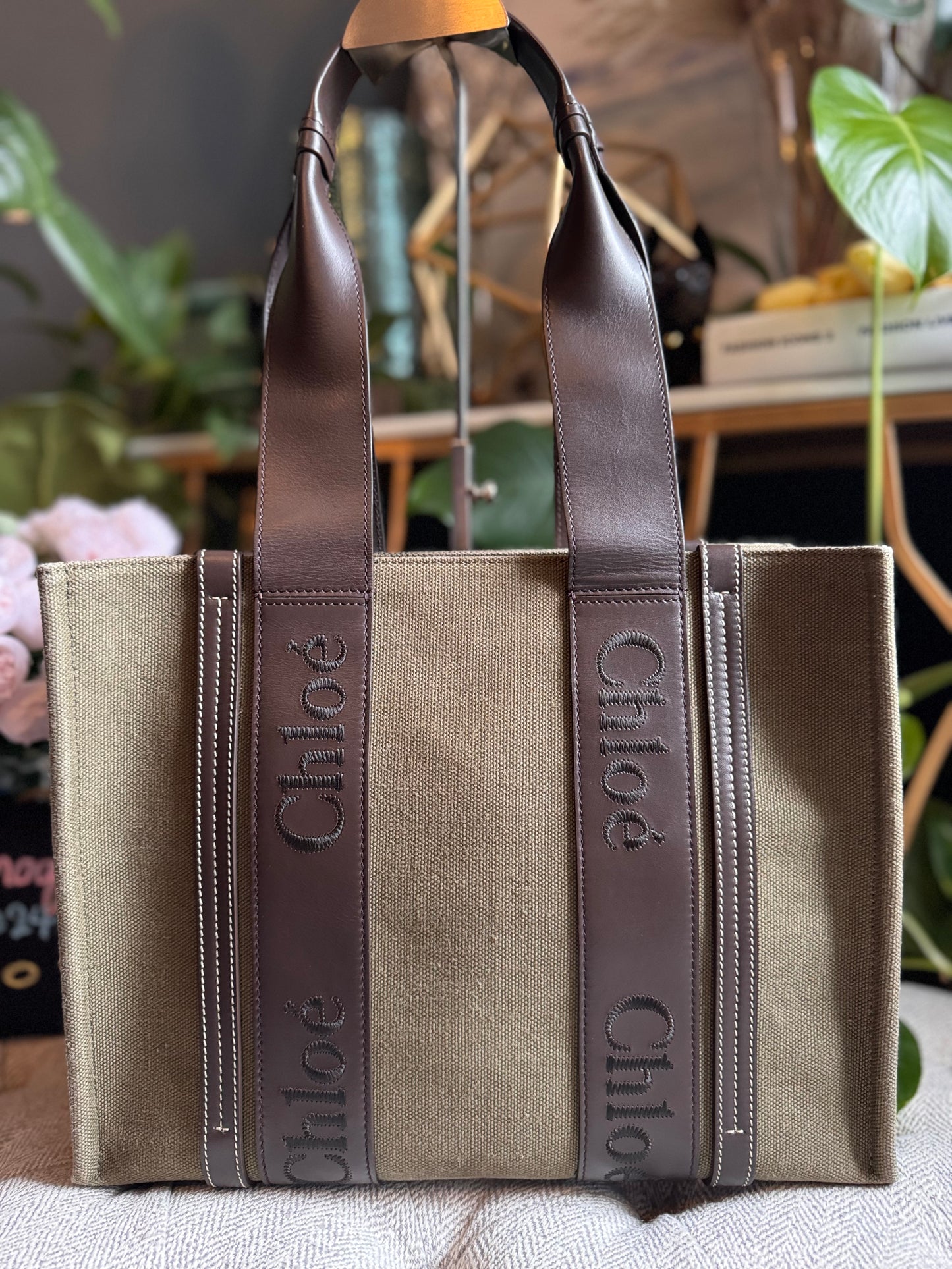 Chloe Medium Woody Tote