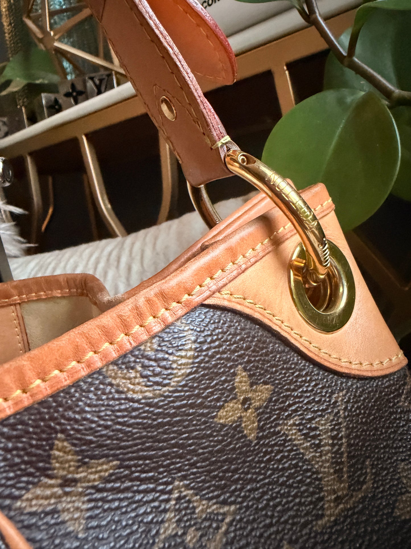 Louis Vuitton Galliera PM