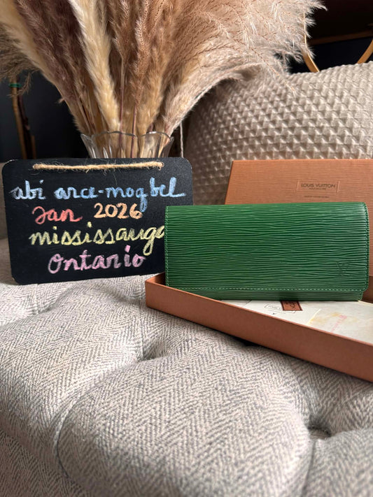 Louis Vuitton Vintage Epi Wallet