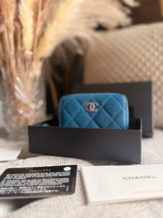 Chanel VIP Exclusive Zip Cardholder