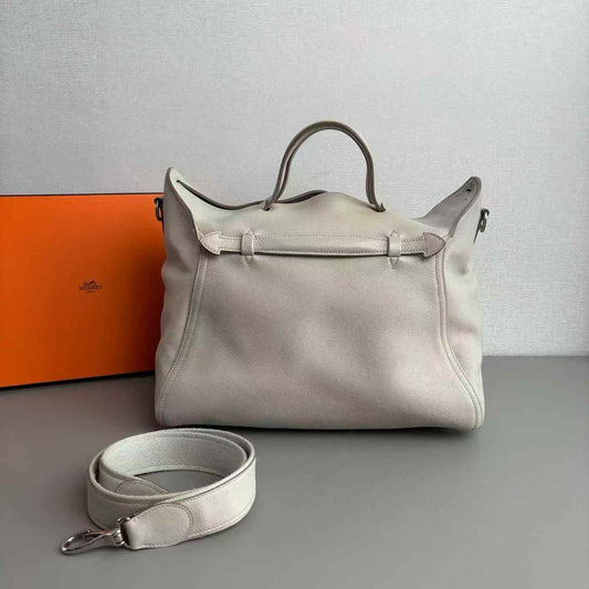 FOR PREORDER ONLY- Hermes Oxer
