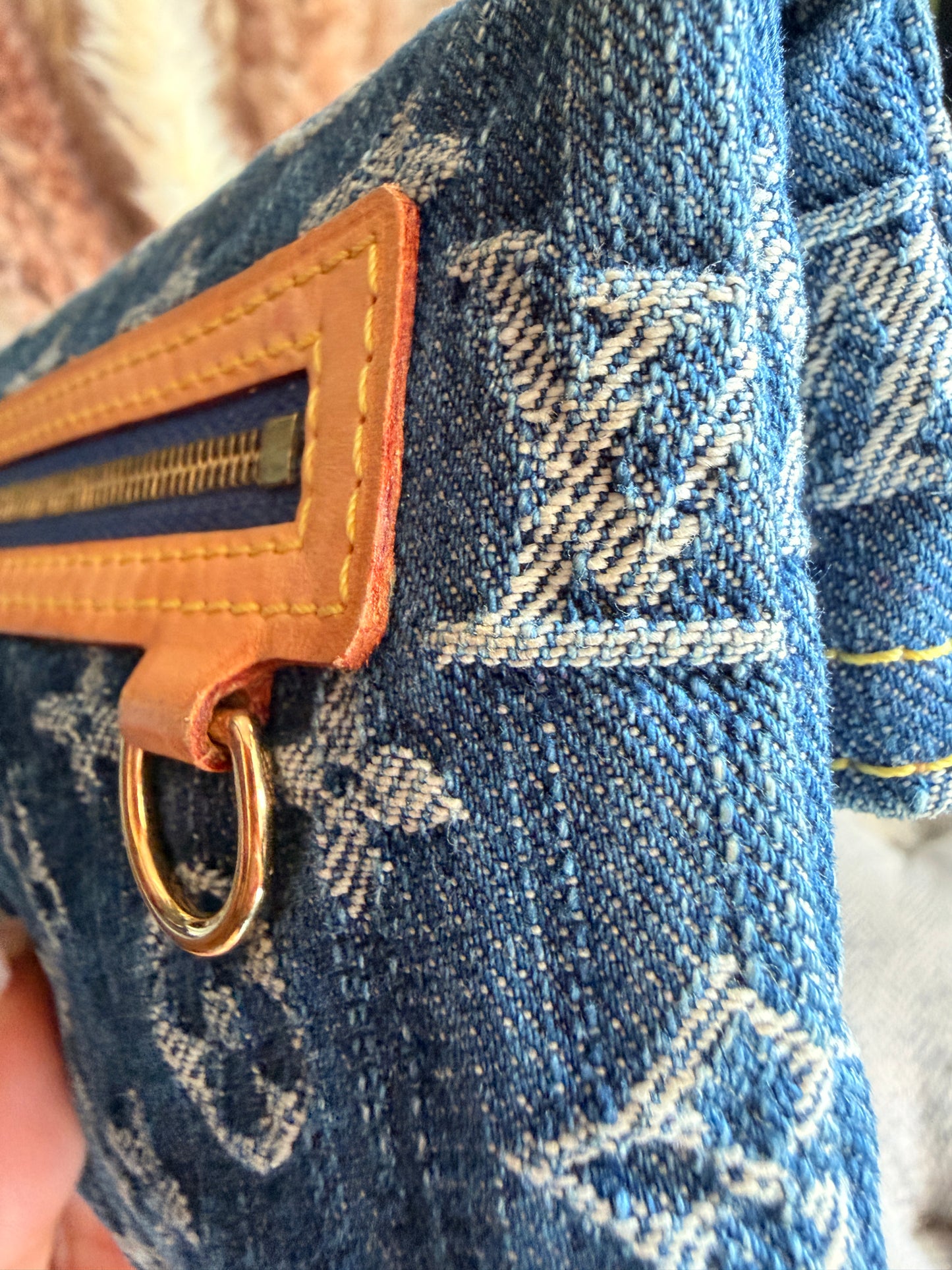 Louis Vuitton Blue Monogram Denim Pochette Plat clutch