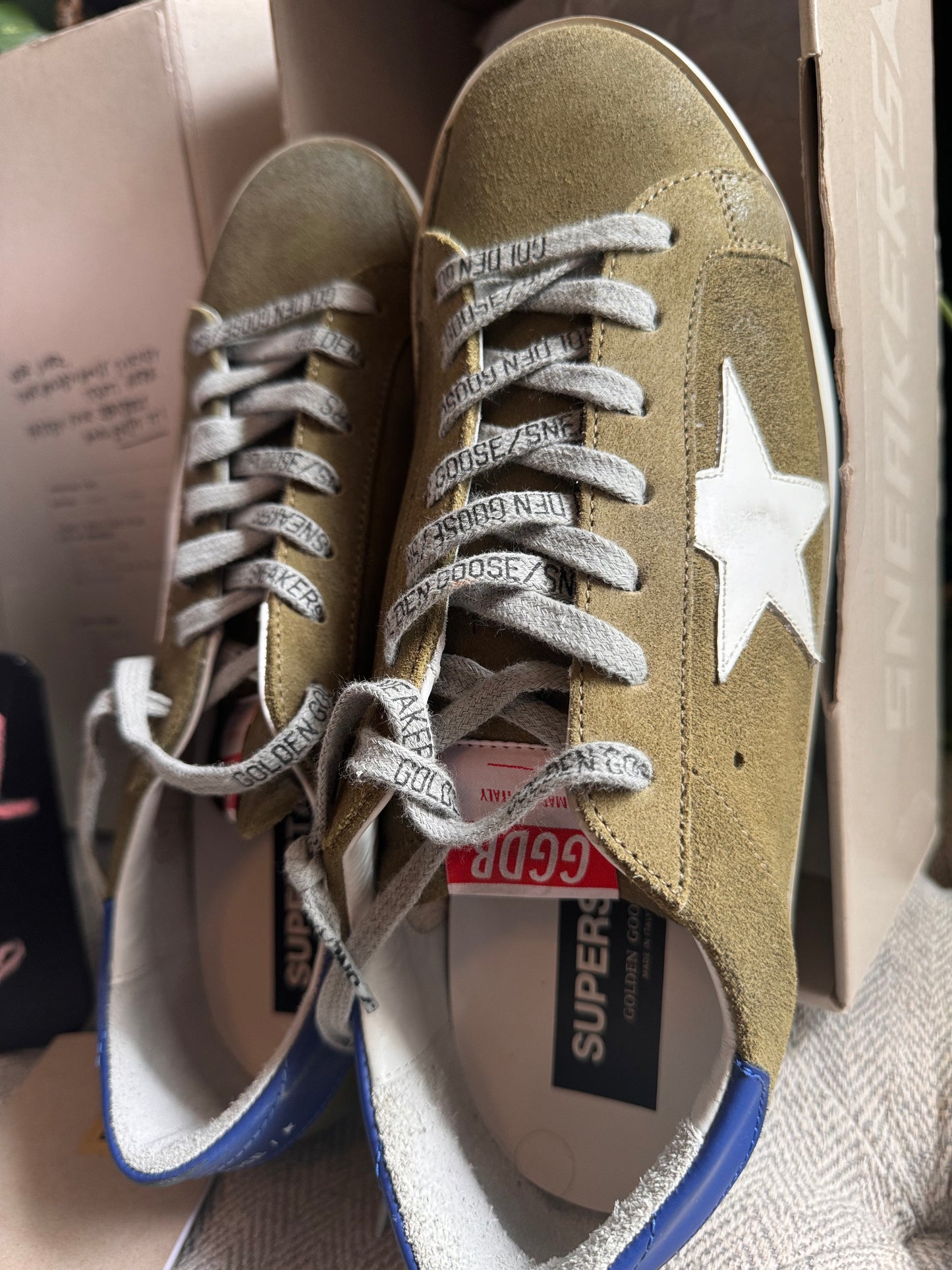 Golden Goose Sneakers