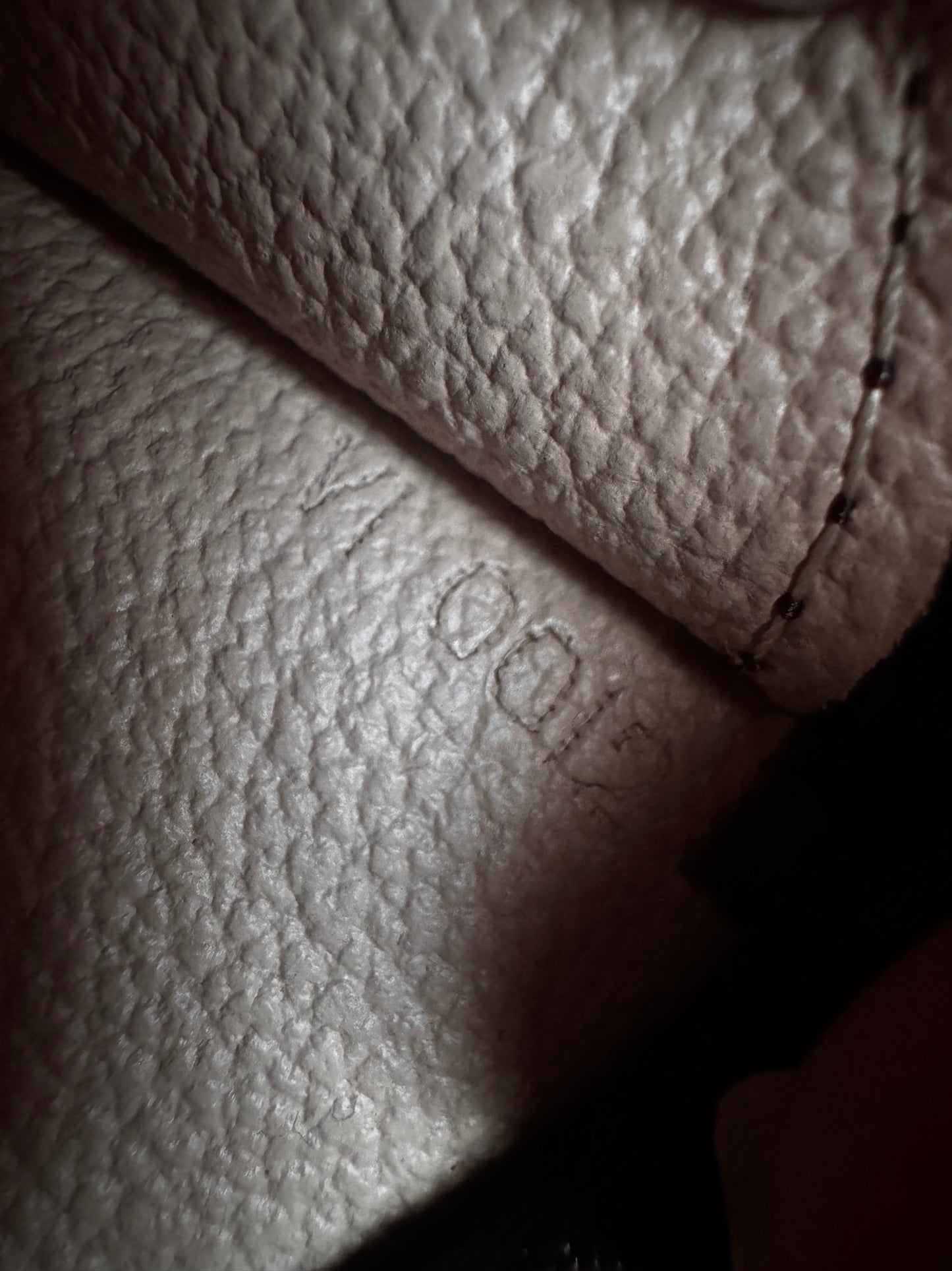 Louis Vuitton Vintage Bucket Pouch