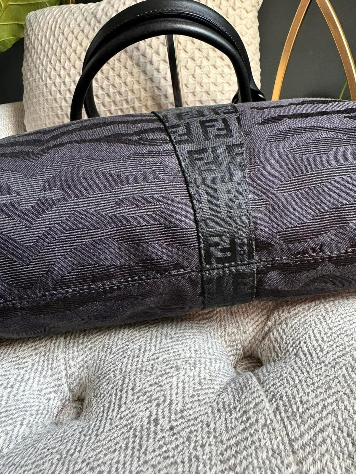 FENDI Diavolo Trapezio Shoulder Bag Zucchino FF Logo Zebra Print Shoulder Bag