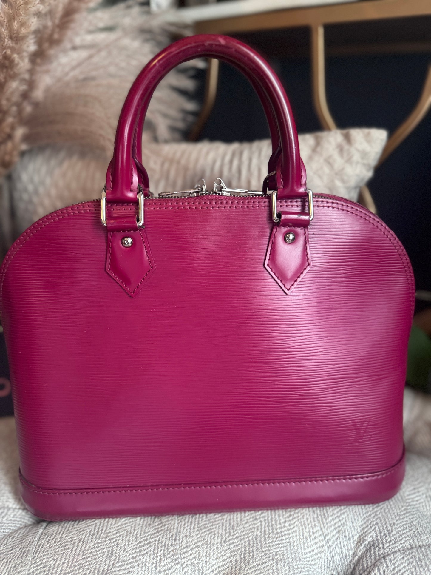 Louis Vuitton Epi Alma PM -New Model (with feet)