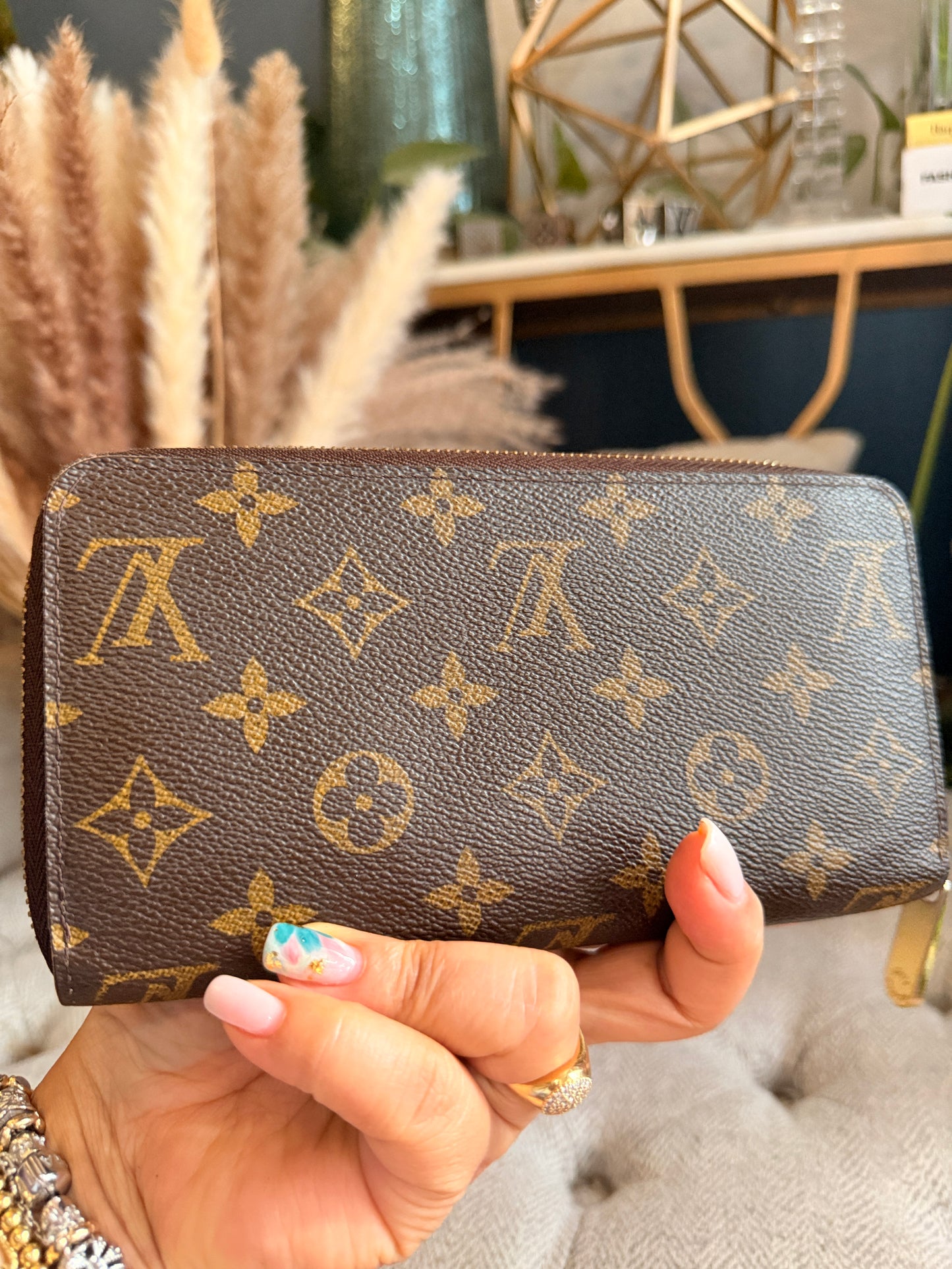 Louis Vuitton Zippy Wallet