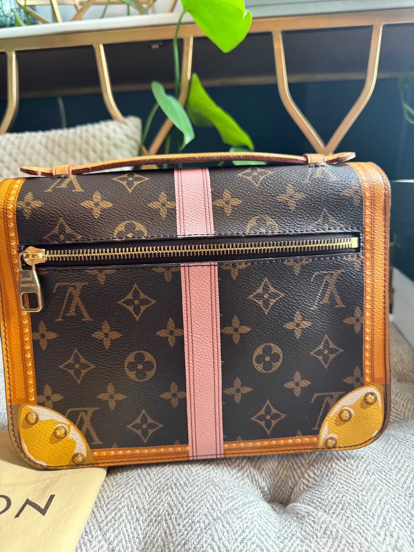 Louis Vuitton Summer Trunks Pochette Metis