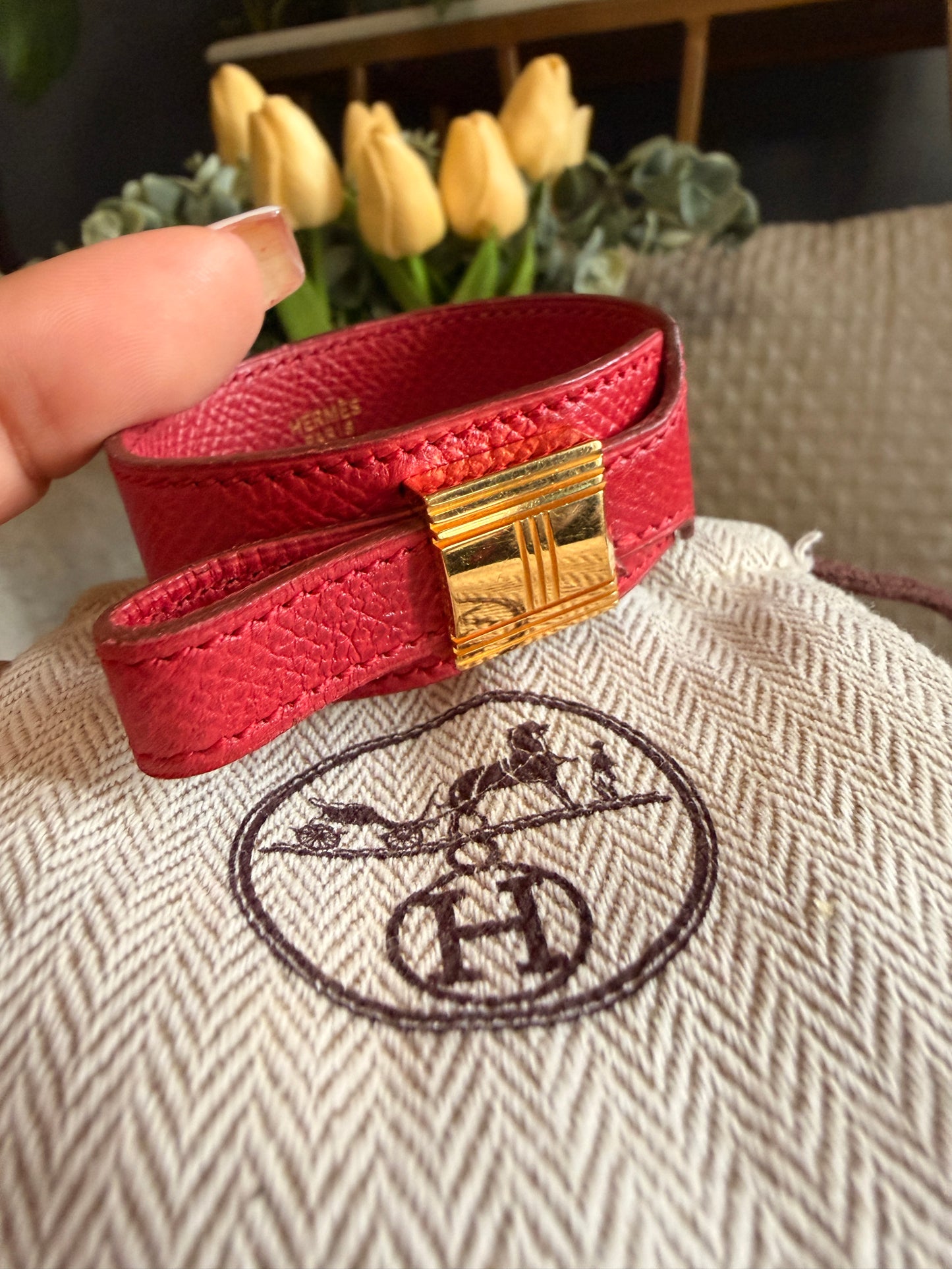 Hermès
Vintage Leather Artemis Wrap Bracelet
Est. Retail C$782