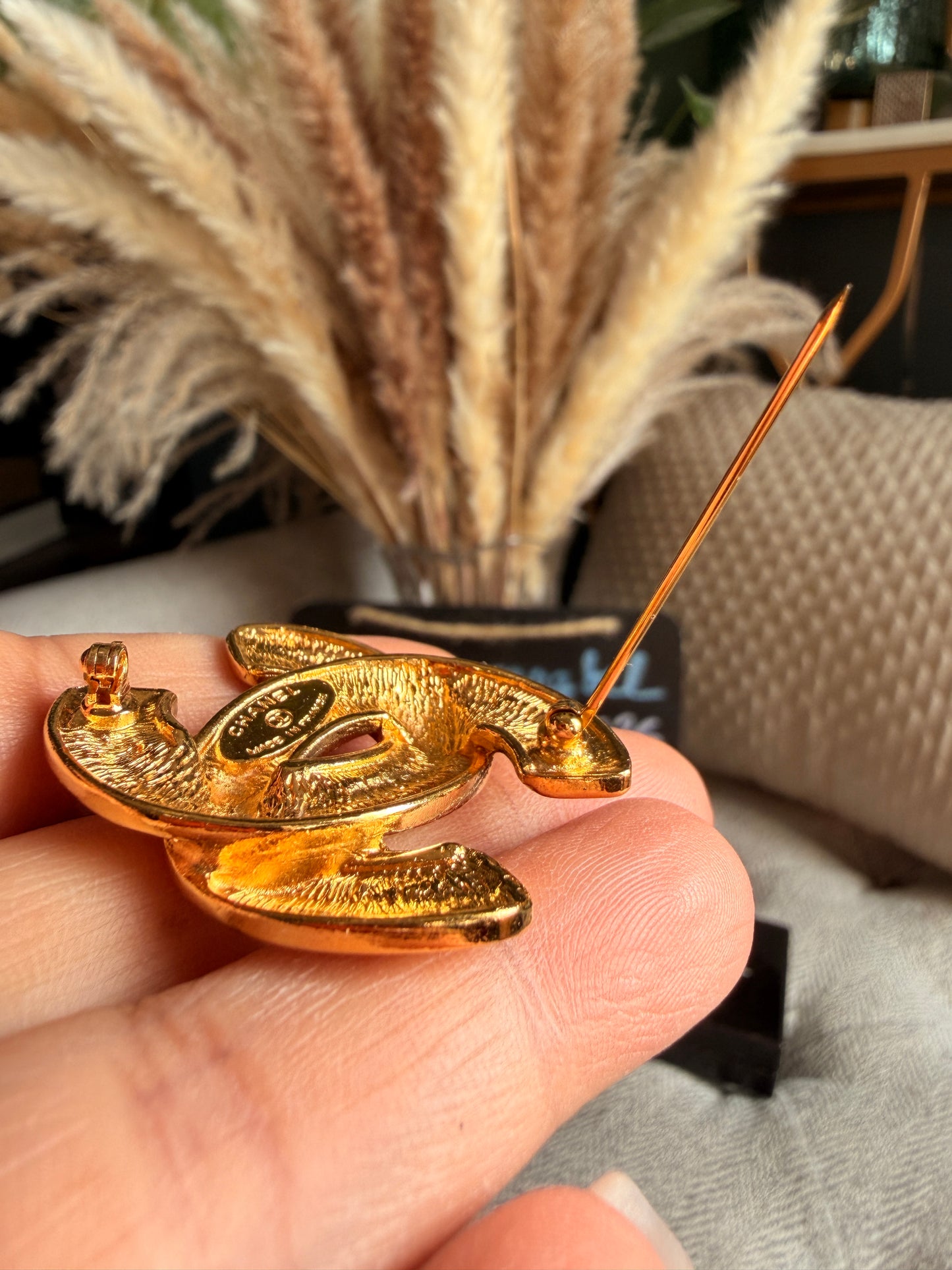 CHANEL Gold Plated CC Logo Matelasse Vintage Pin Brooch