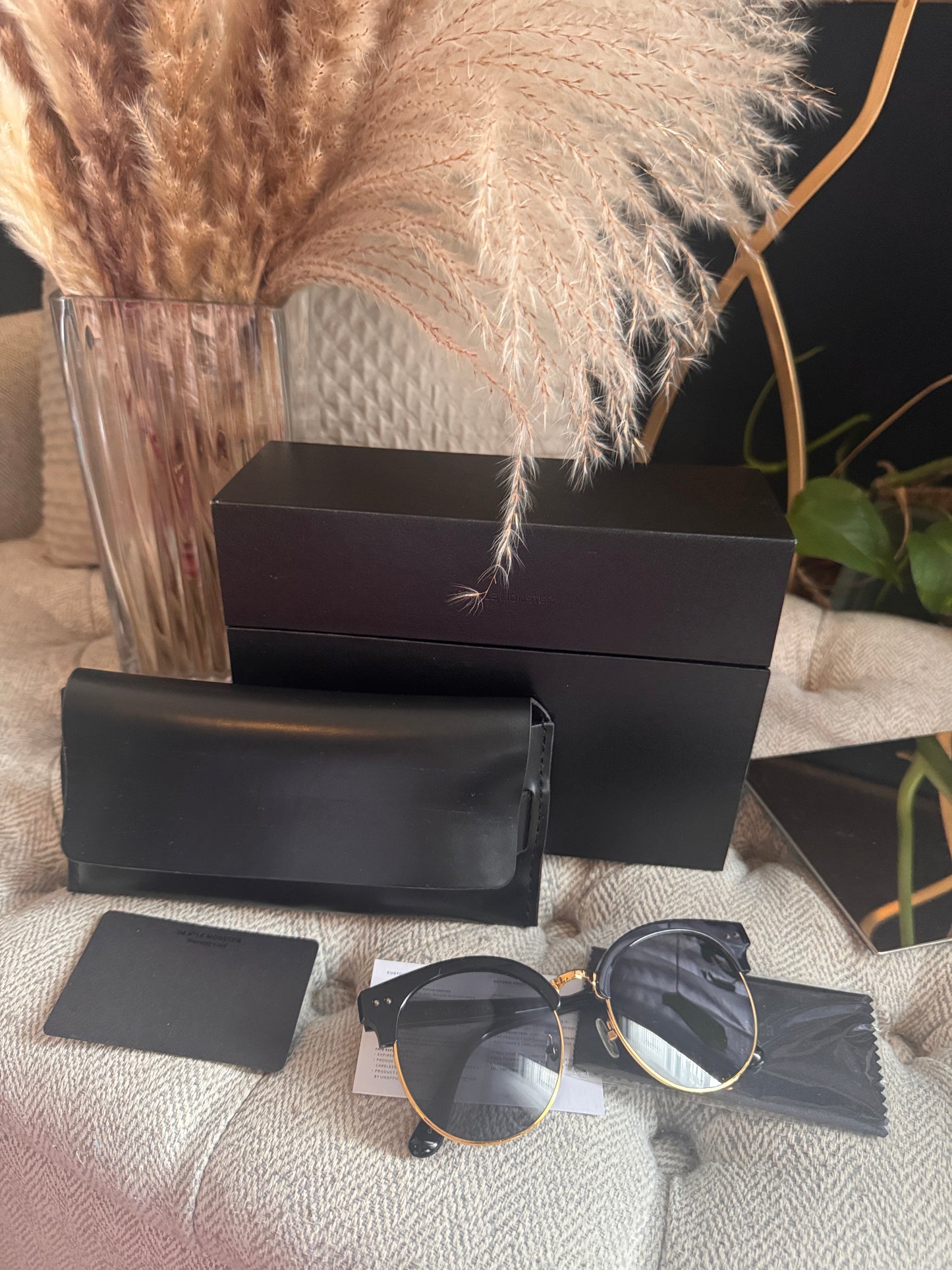 Gentle Monster Moon Cut