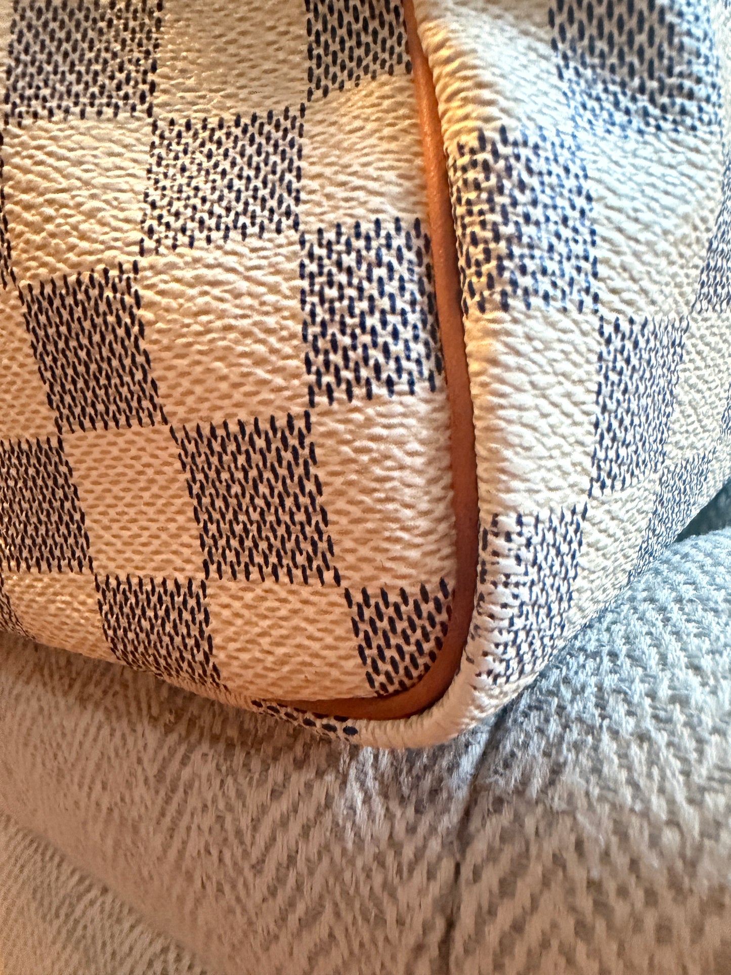 Louis Vuitton Damier Azur Speedy 30