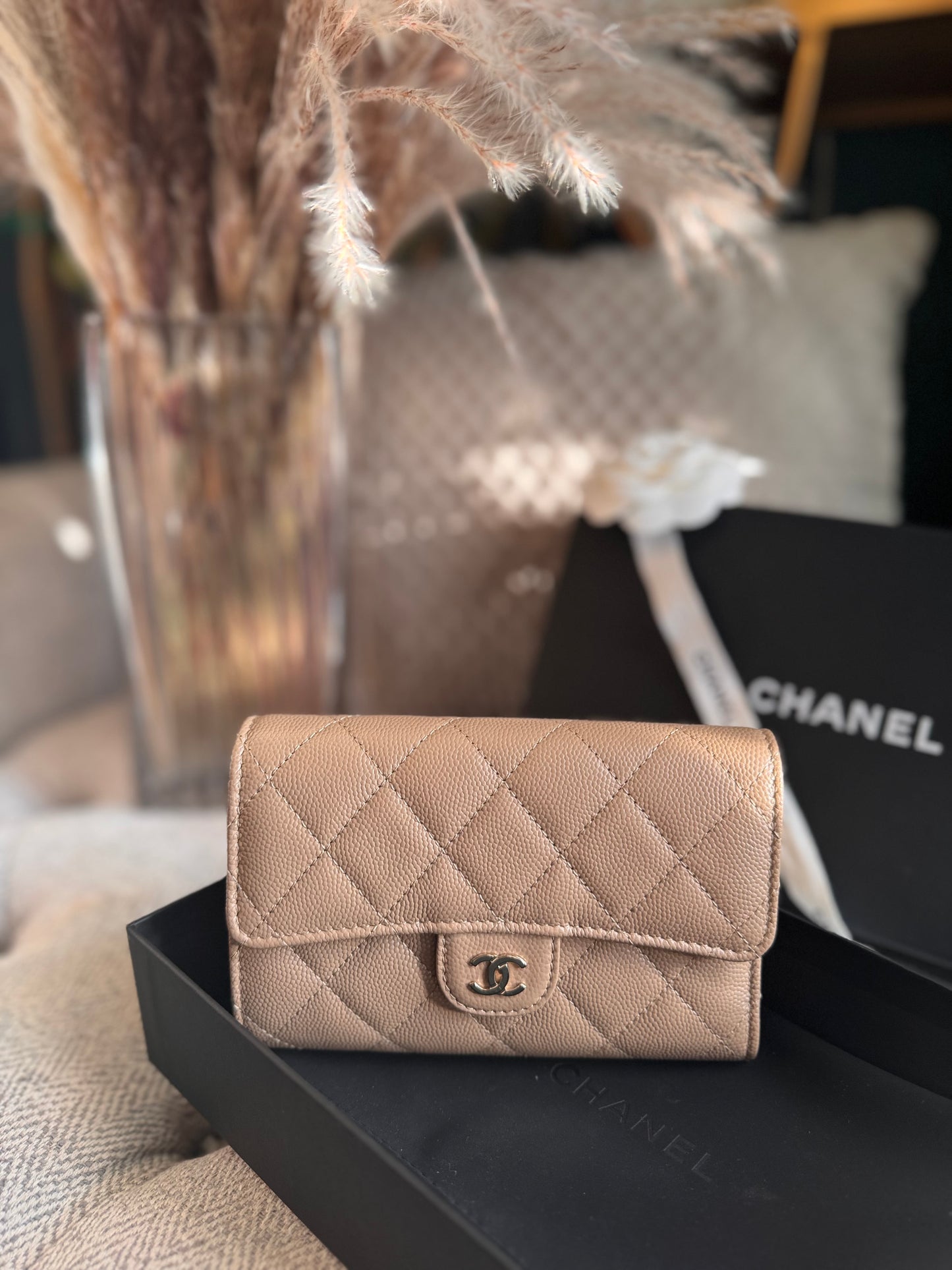 Chanel Medium Portefeuille -NEW in BOX, full inclusions