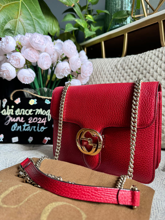 Gucci Small interlocking Crossbody