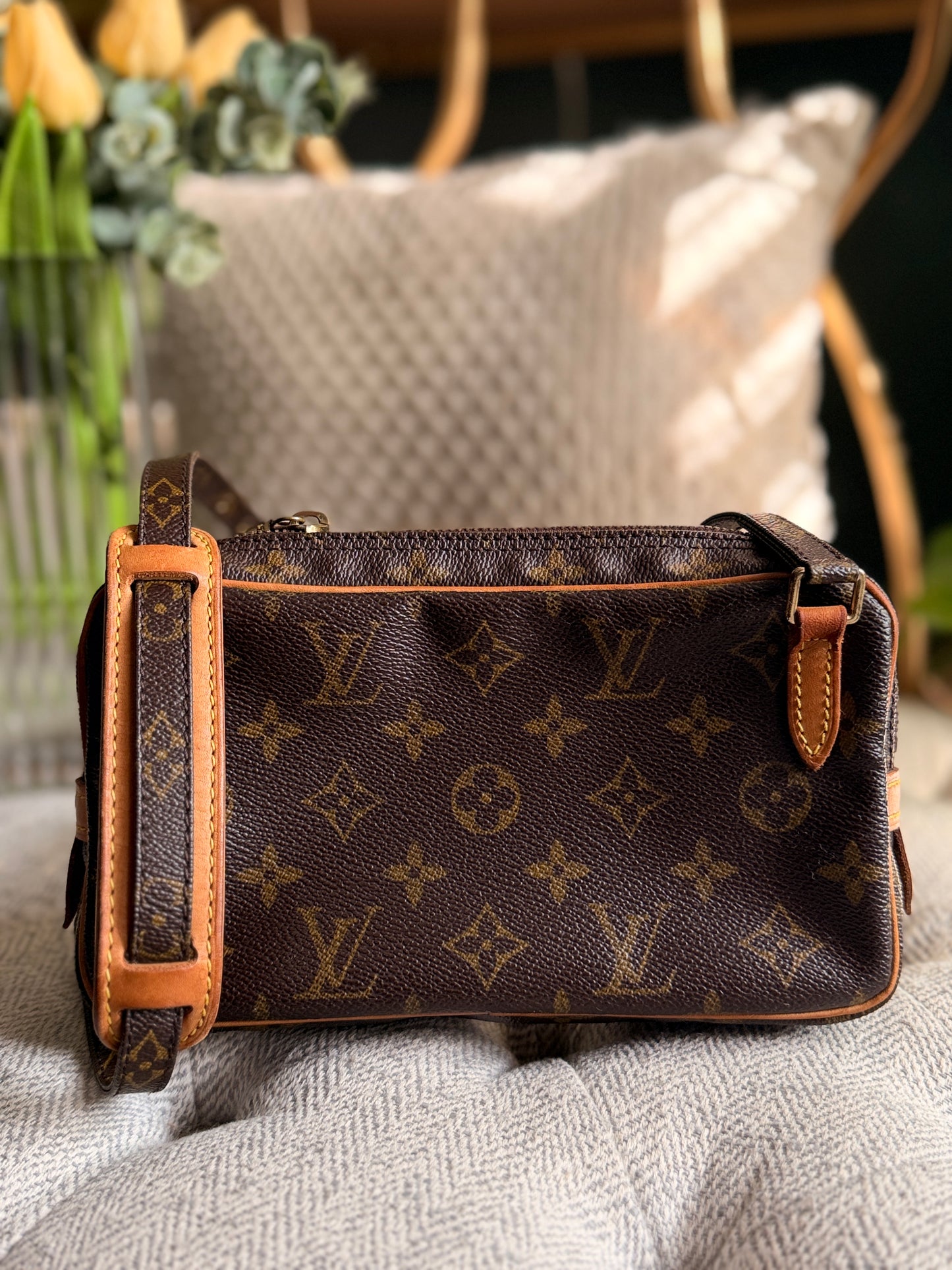Louis Vuitton Vintage Marly Pochette
