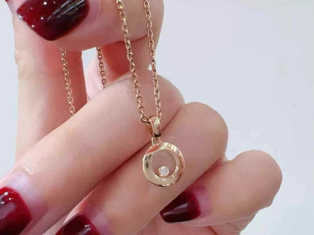 PREORDER ONLY Chopard Happy Diamonds Icons Rose Gold necklace