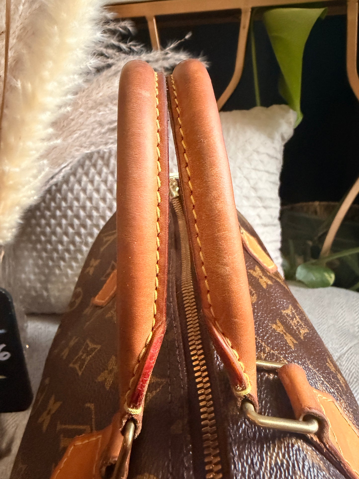 Louis Vuitton Speedy B30 in Monogram
