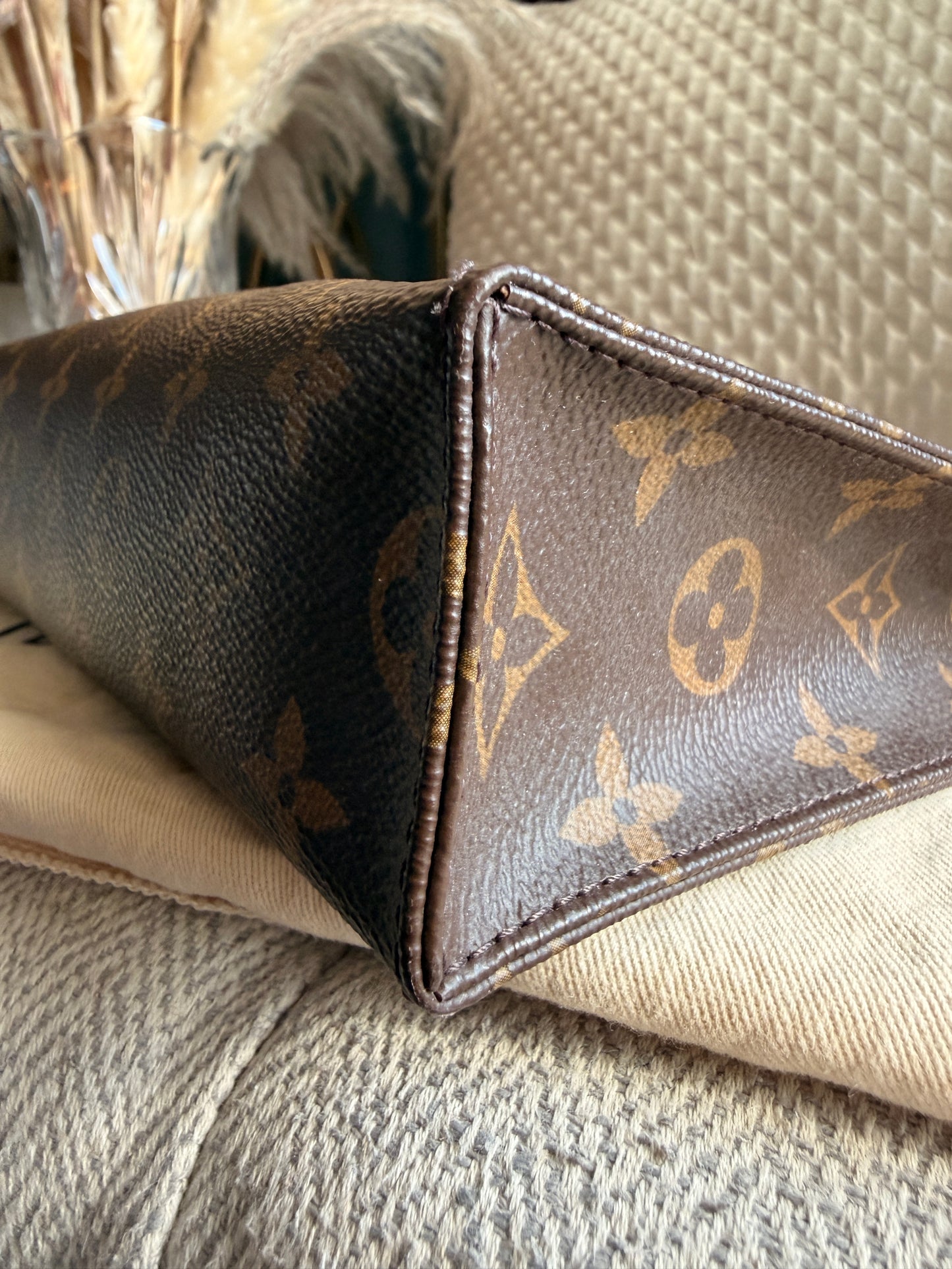 Louis Vuitton Poche Toilette GM