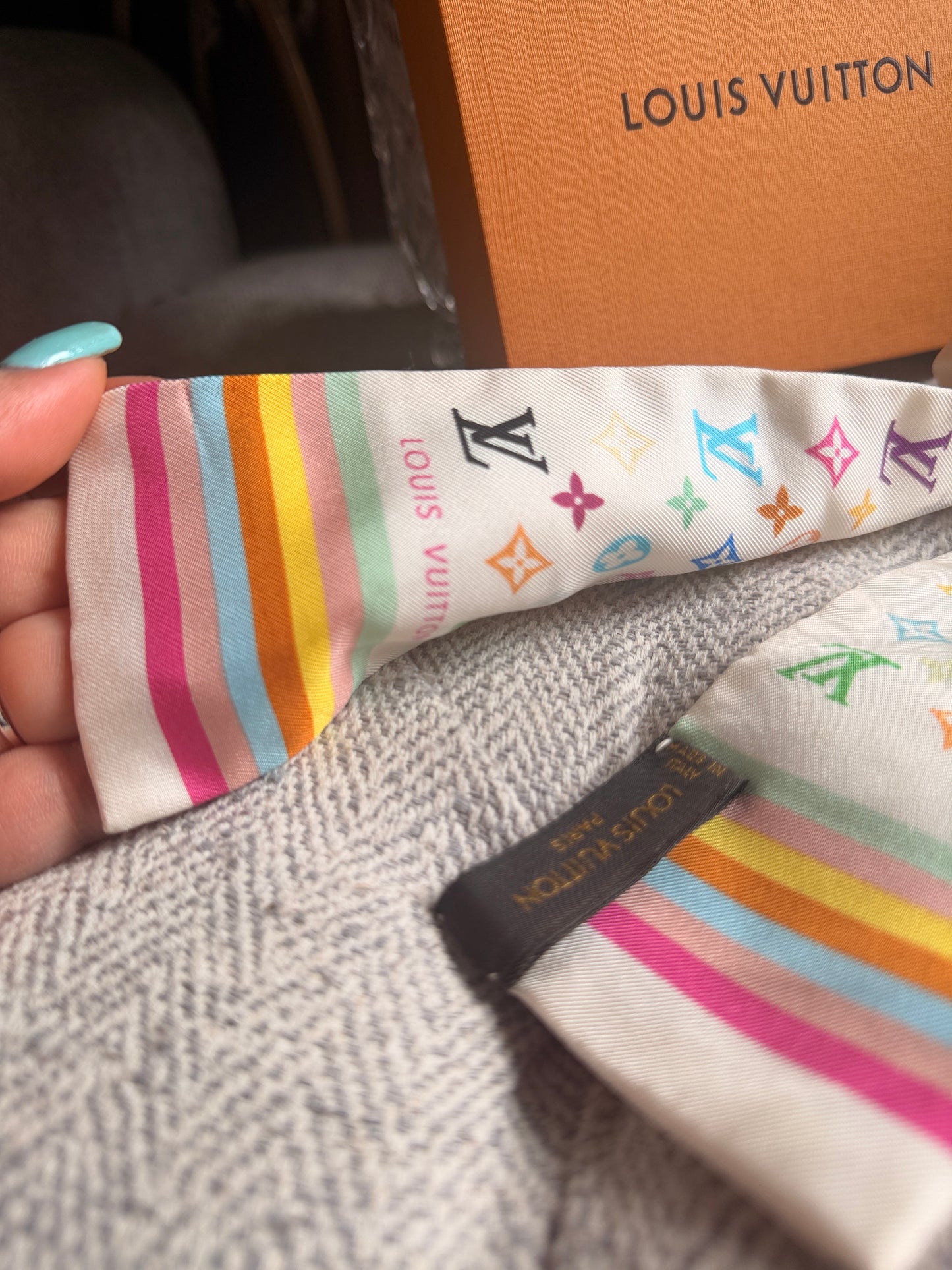 Louis Vuitton HTF Multicolor Bandeau in Blanc