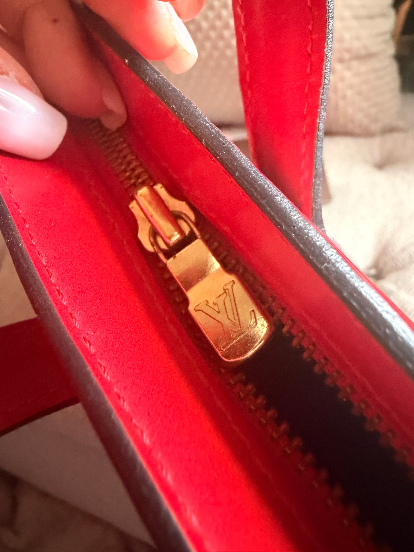 Louis Vuitton Vintage St. Jacques in Epi-Short Strap