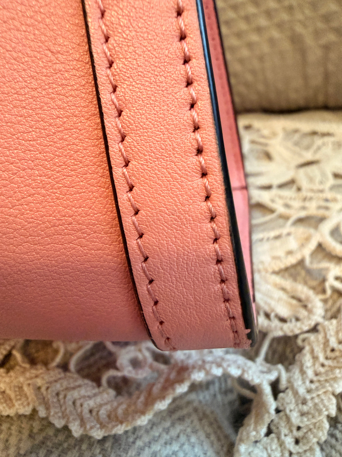 GUCCI Diana Small Tote