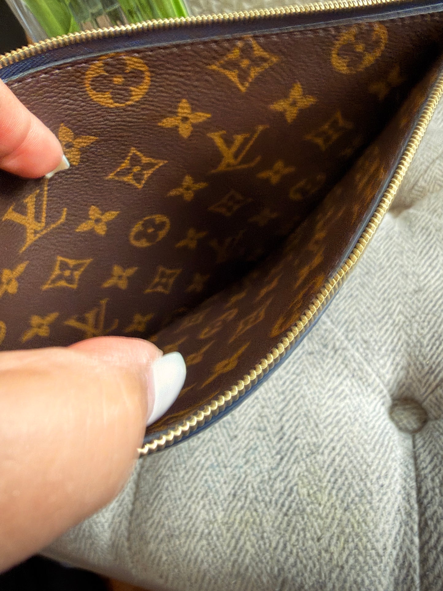 Louis Vuitton Calfskin Inside-out Neverfull Pouch in Navy