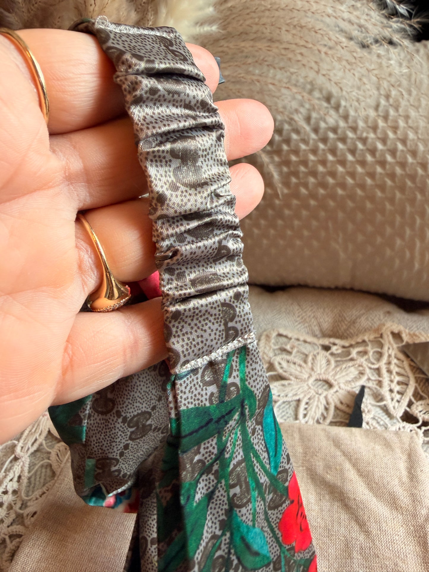 GUCCI

Silk Monogram Tian Print Headband