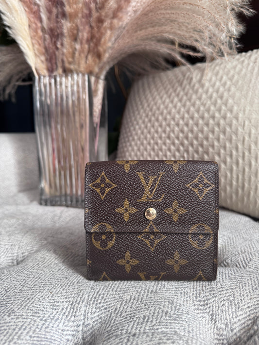 Louis Vuitton Vintage Compact wallet