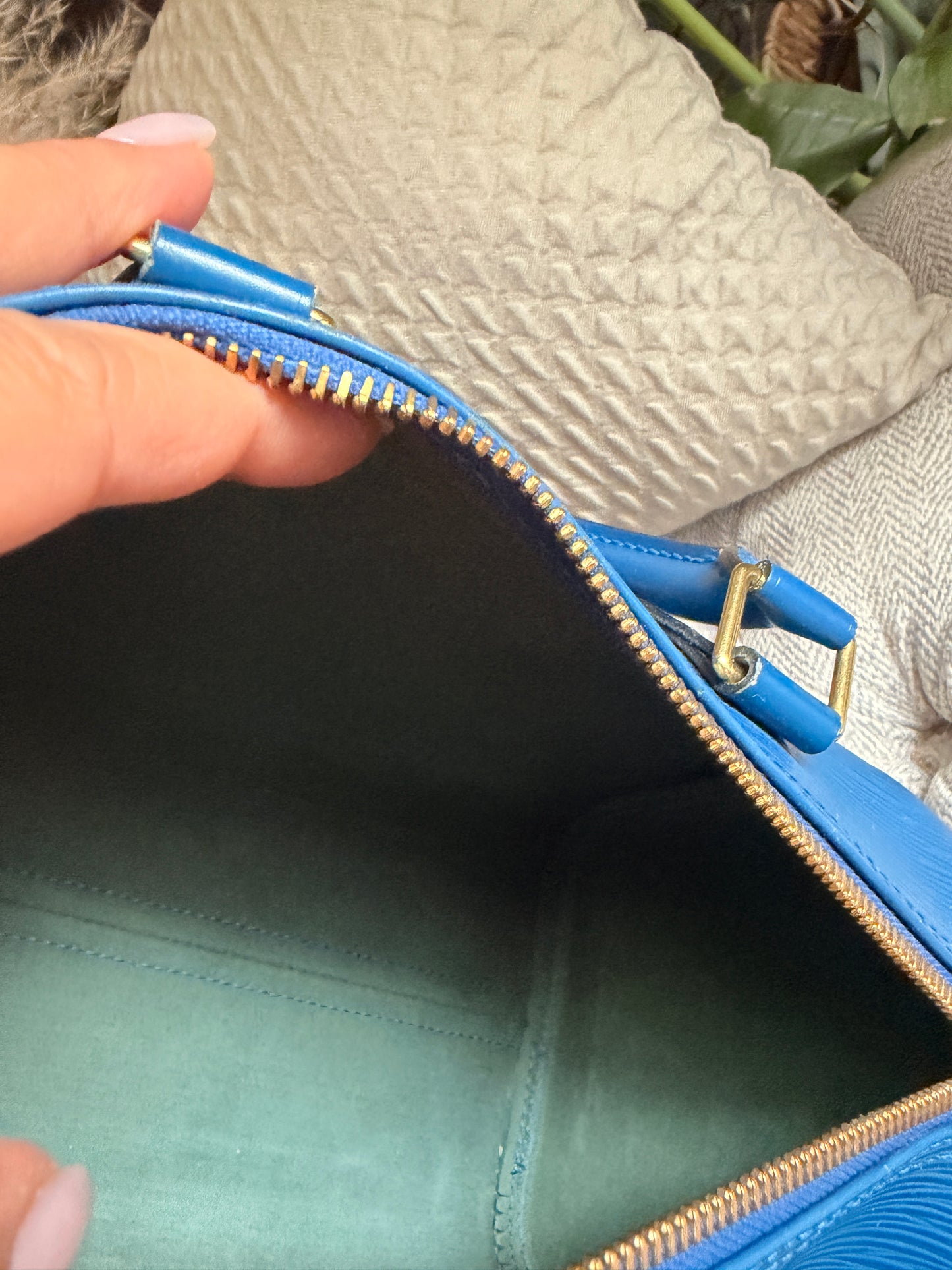 Louis Vuitton Vintage Speedy 25 in Epi Toledo Blue