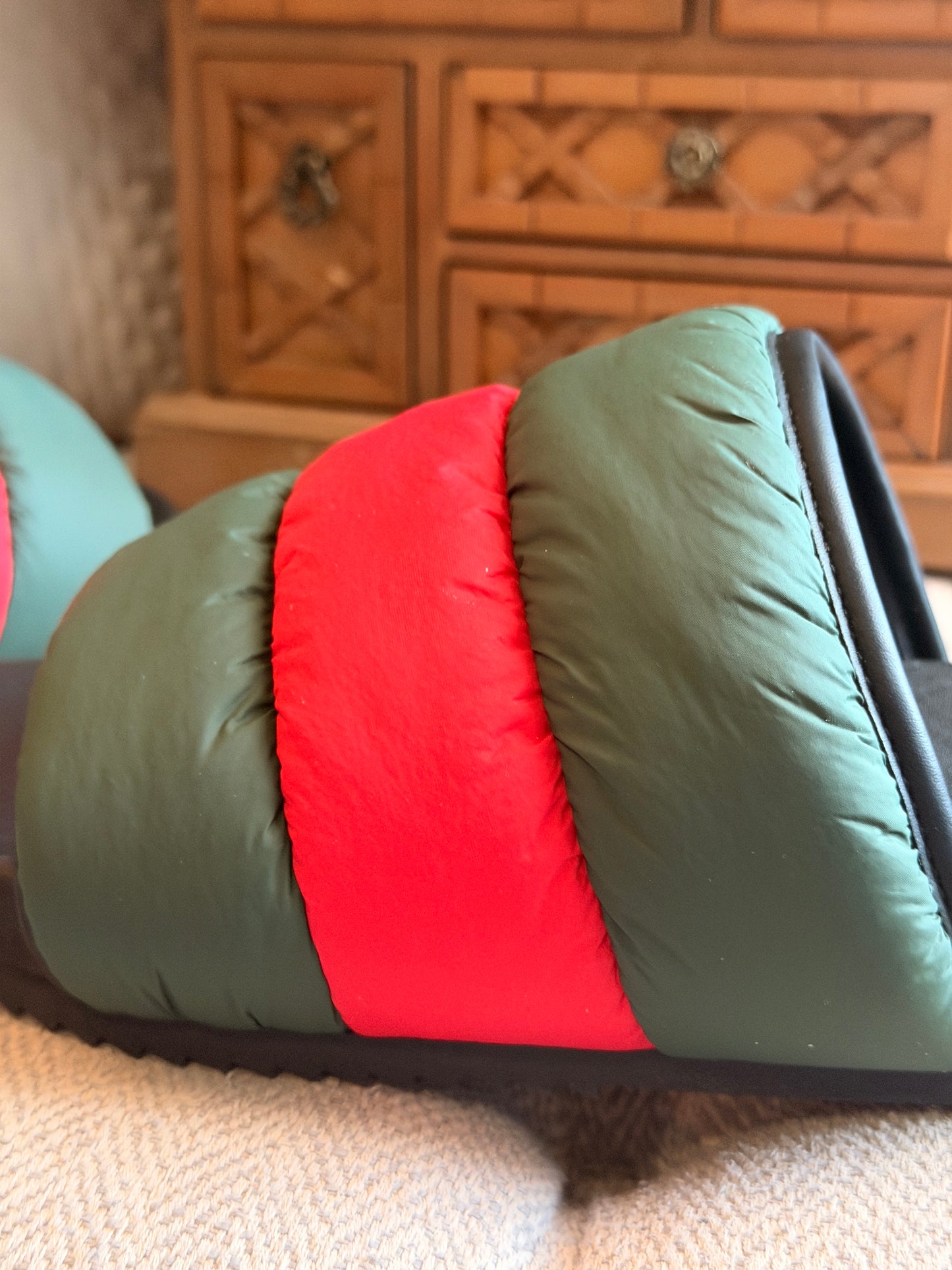 Gucci Padded Web Slides NEW in box