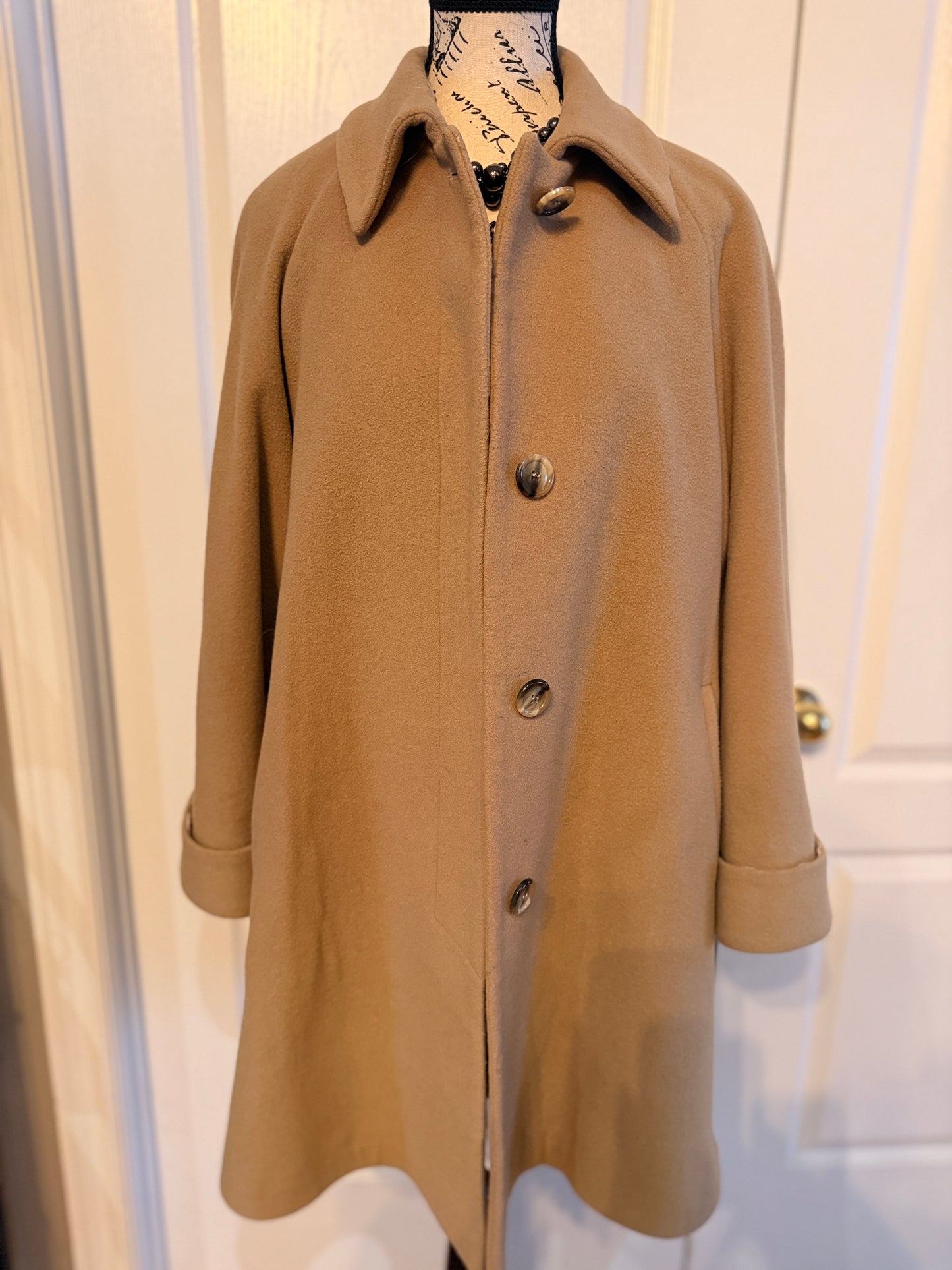 Lorne Mitchel Wool Cashmere Camel Coat | Size 10 | Timeless Classic