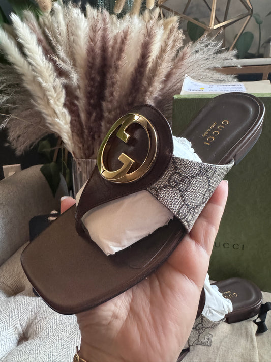 Gucci Blondie Thong Sandals size37