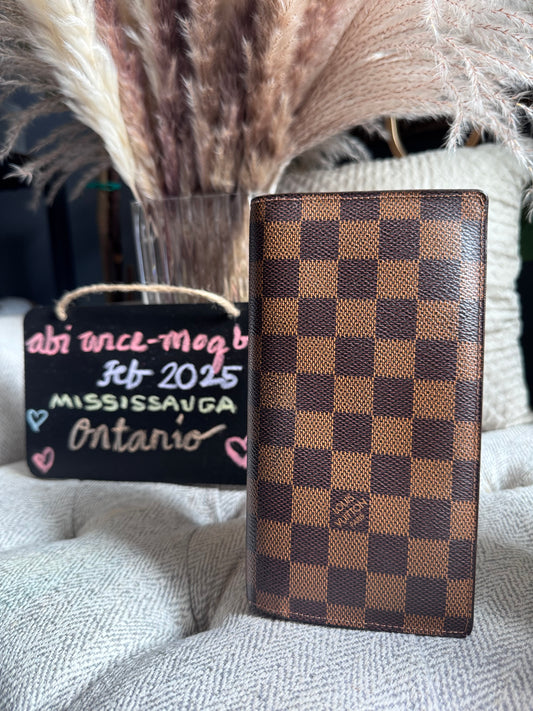 Louis Vuitton Brazza Wallet in Damier Ebene