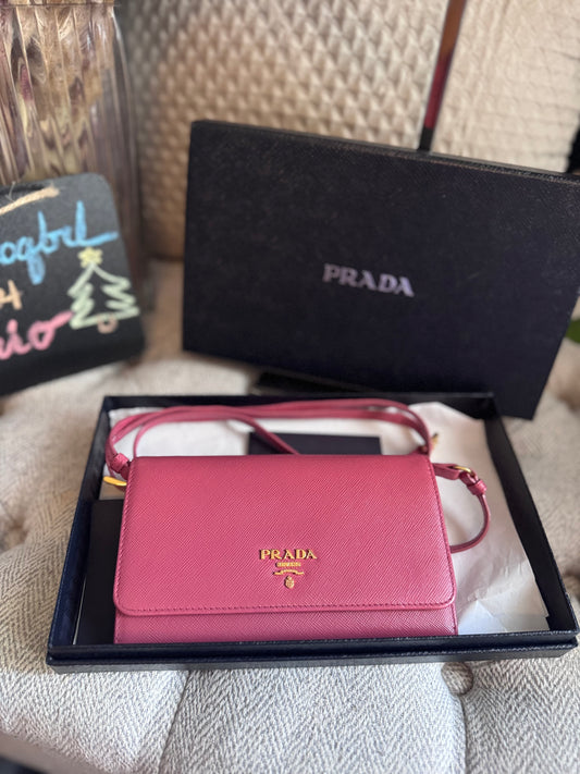 Prada Saffiano Metal Wallet /Crossbody