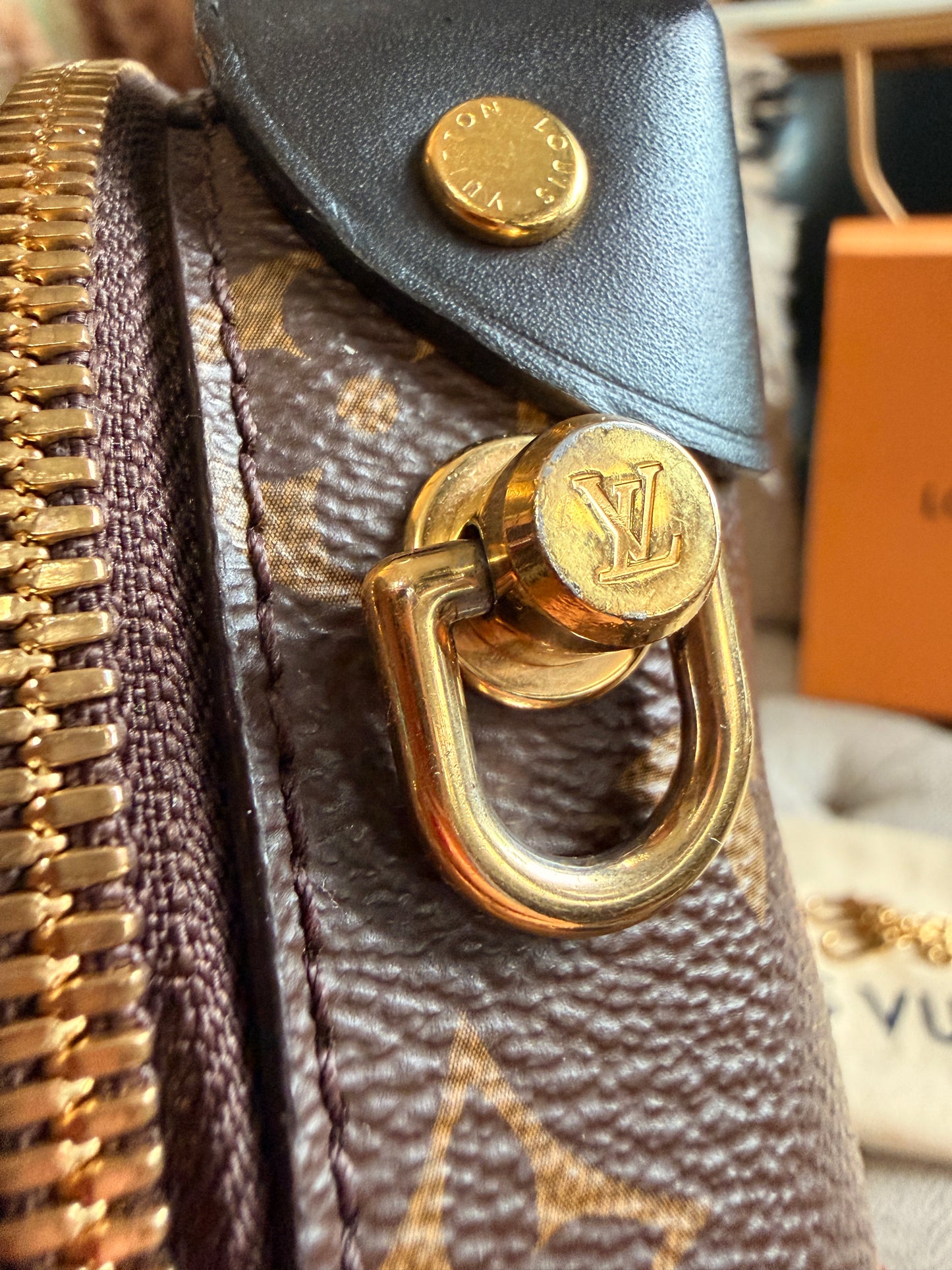 Louis Vuitton Petit Malle Souple