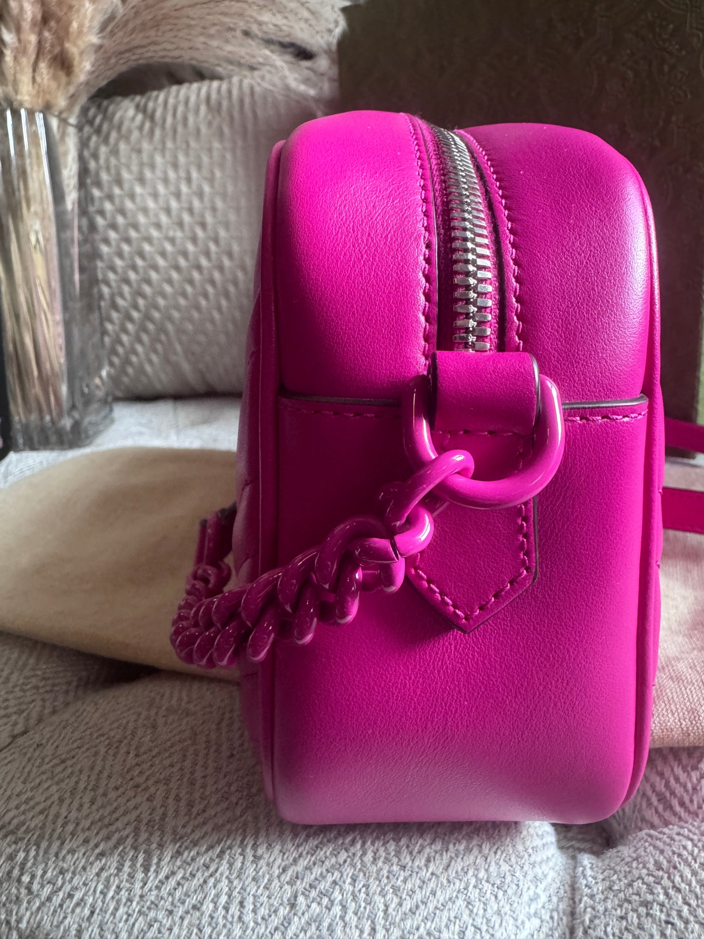 Gucci Marmont Camera Bag in Small, Hot Pink