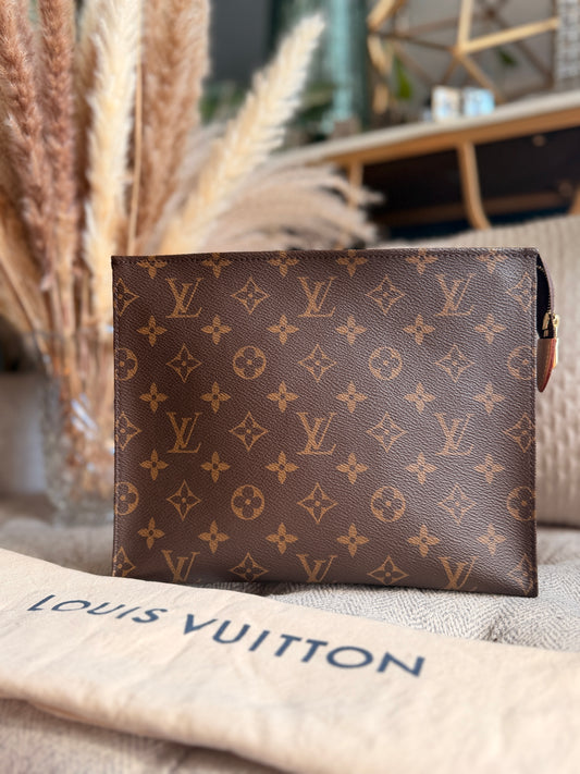 Louis Vuitton Poche Toilette GM