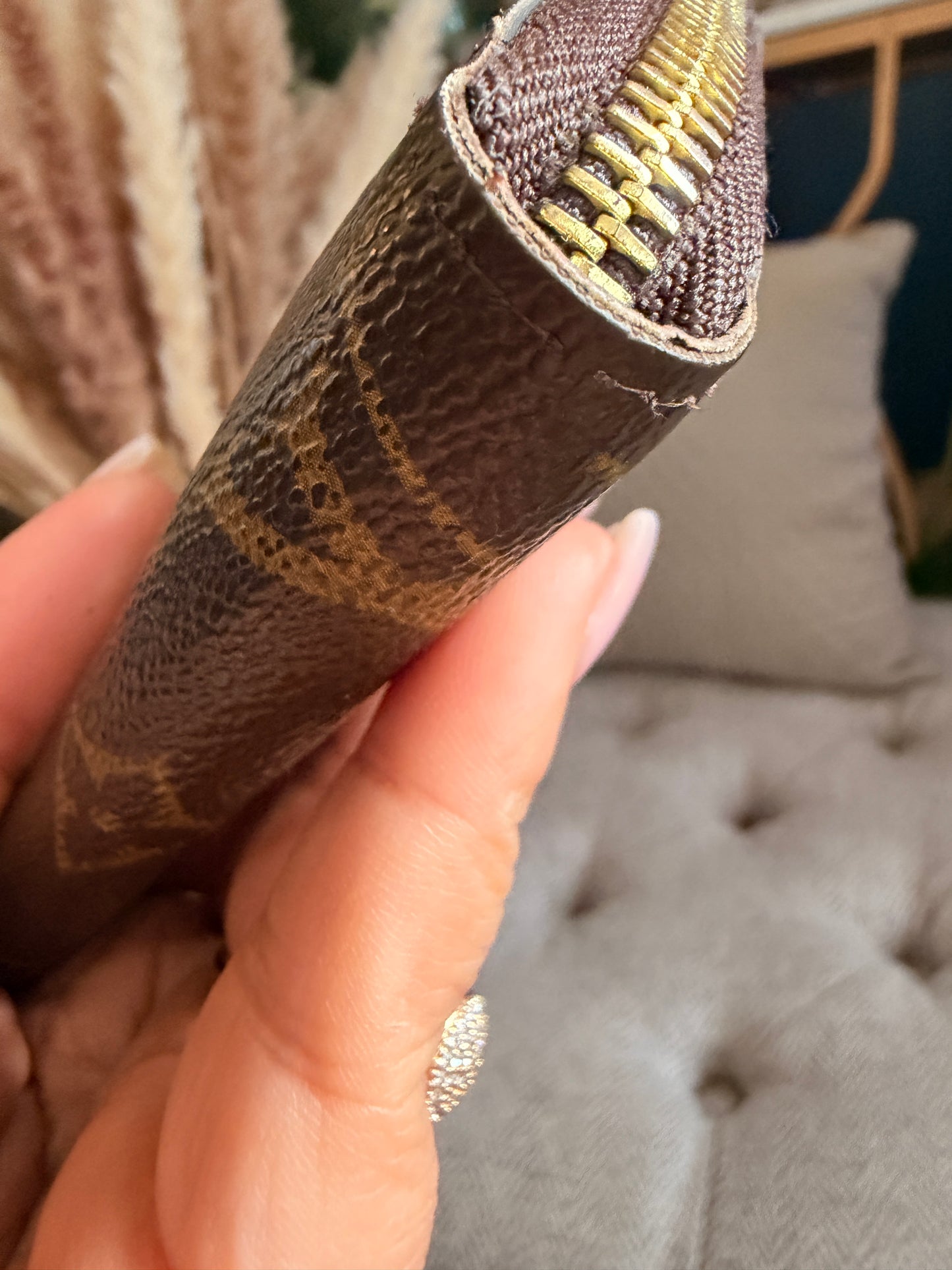 Louis Vuitton Zippy Wallet