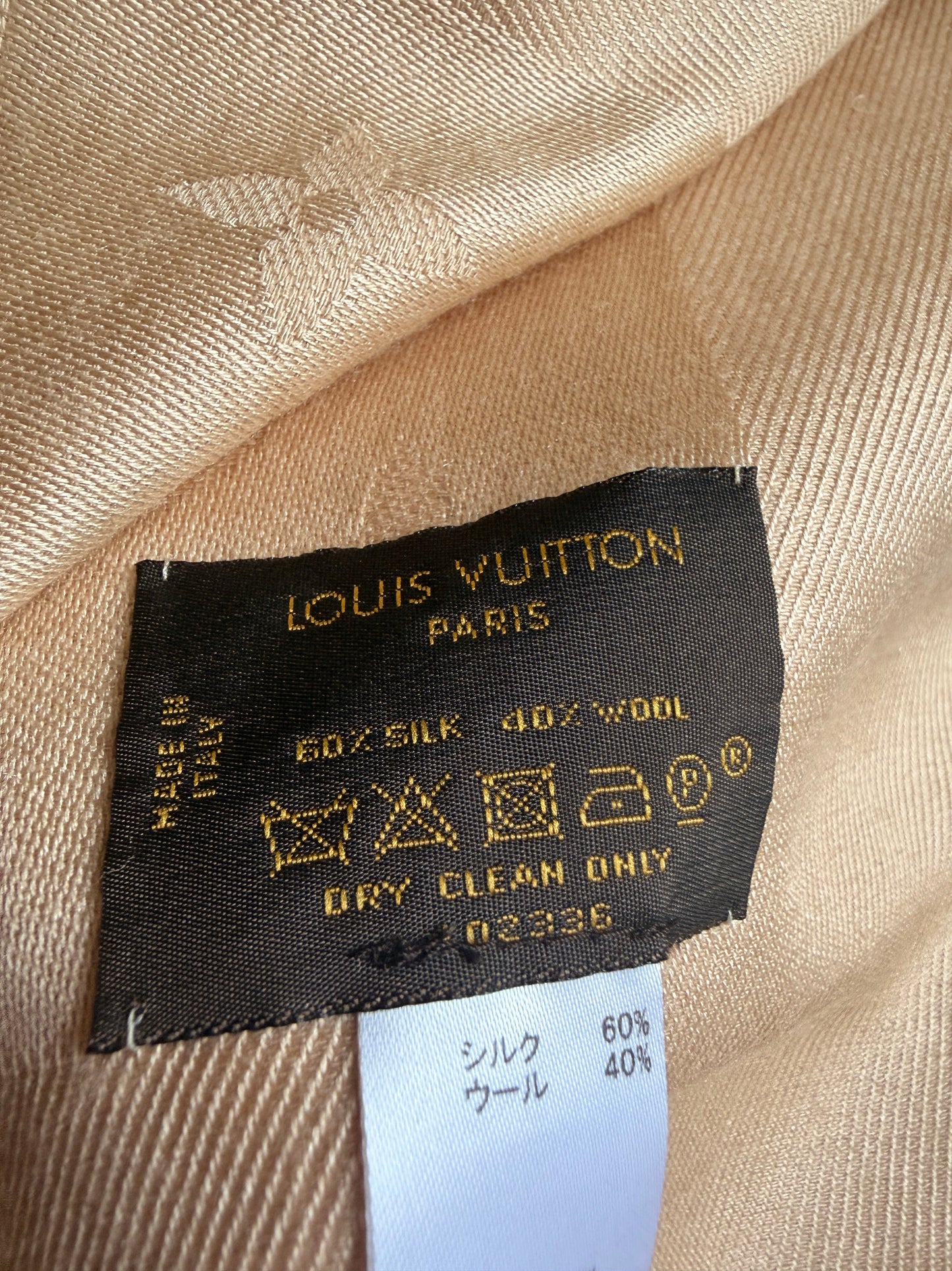 Louis Vuitton Classic Monogram Stole in Beige Clair
