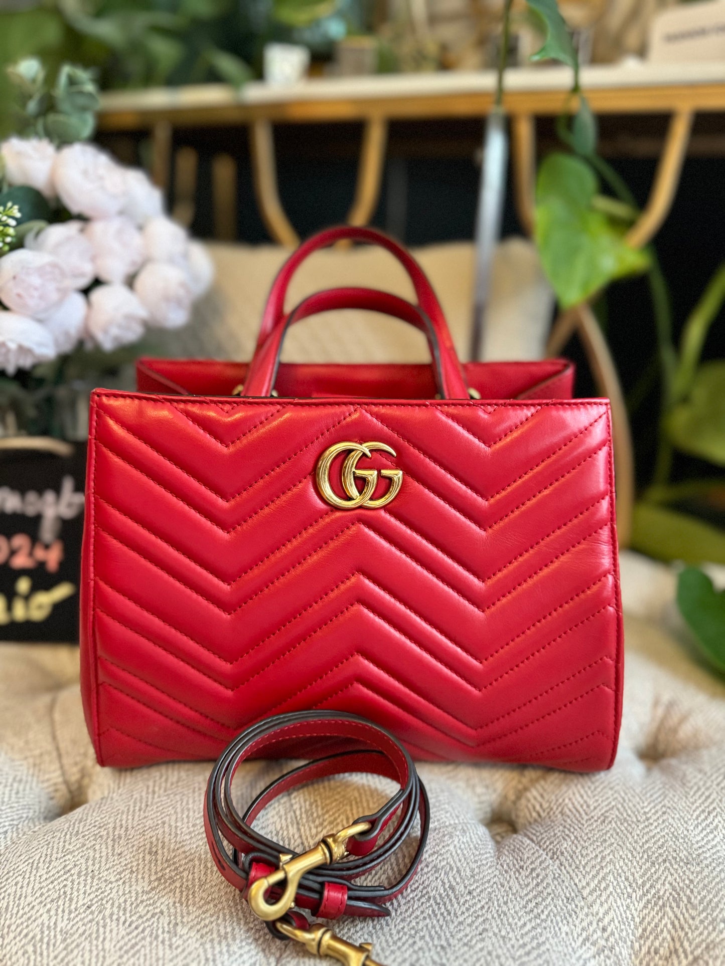 Gucci  Small GG Marmont Matelasse Tote